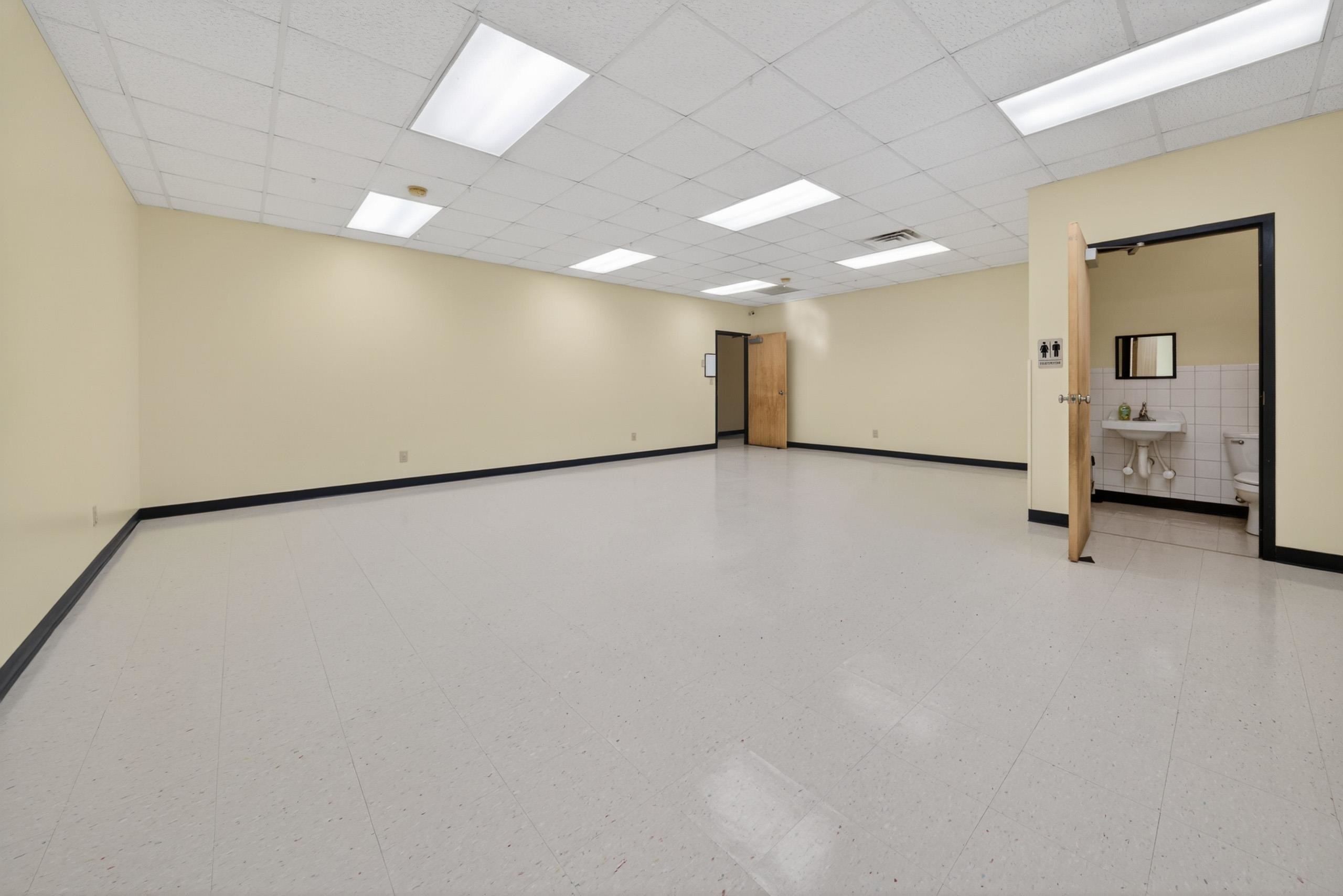 1651 Green St, Henderson, Kentucky 42420, ,Business,For Sale,Green St,95103
