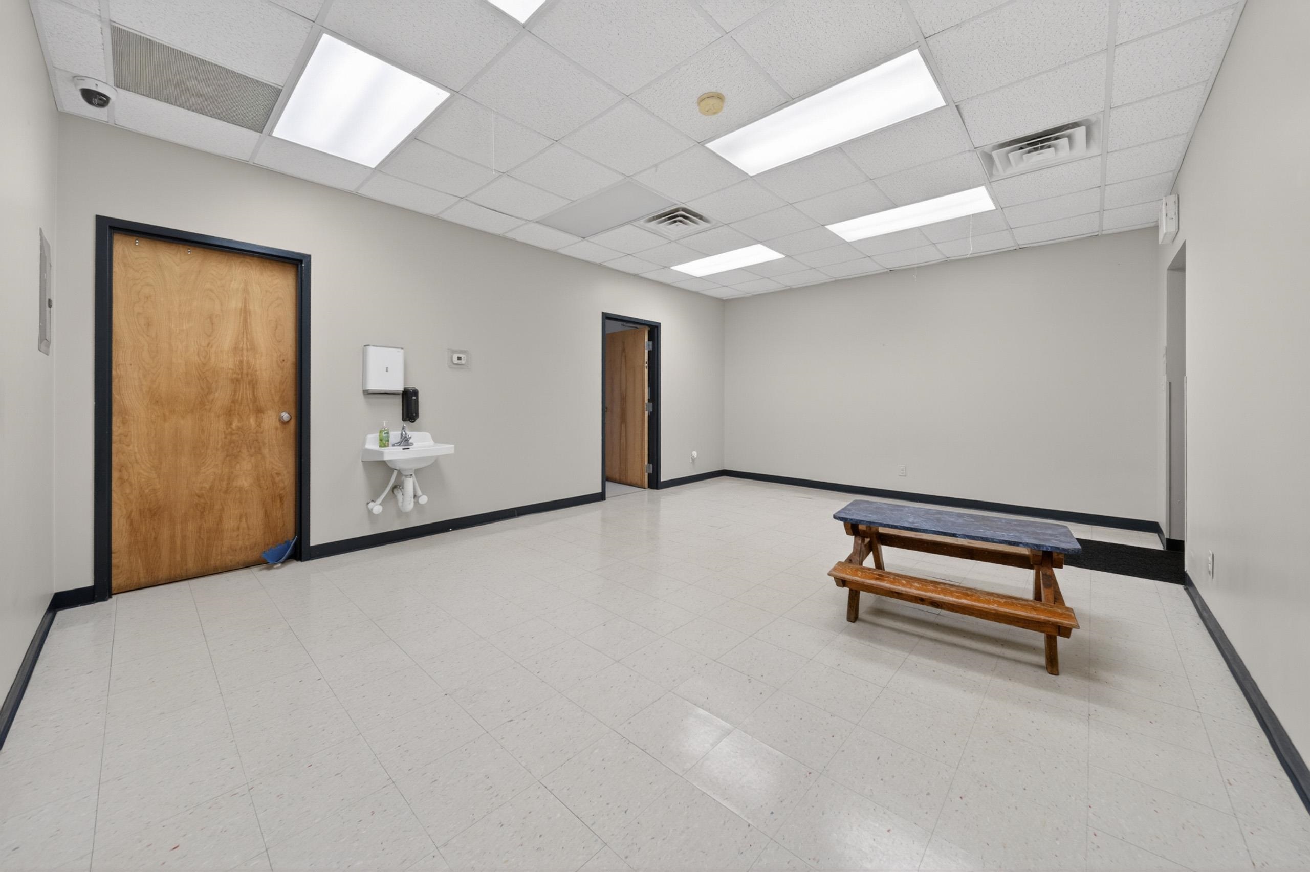 1651 Green St, Henderson, Kentucky 42420, ,Business,For Sale,Green St,95103