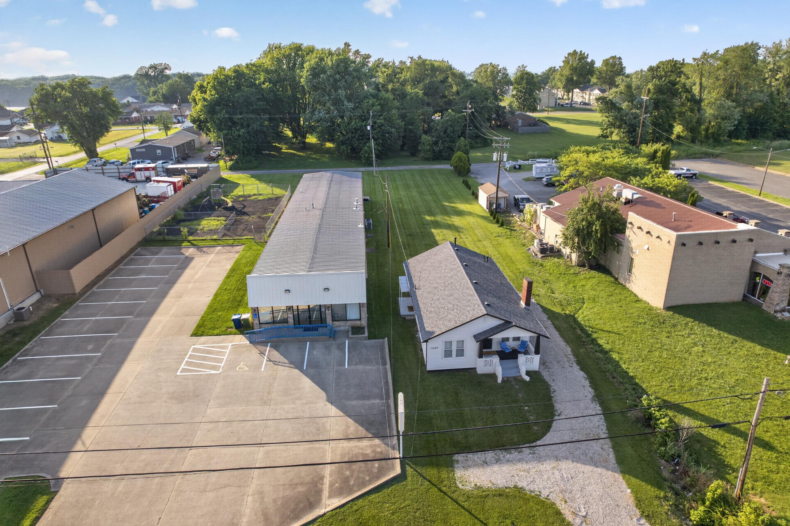 1651 Green St, Henderson, Kentucky 42420, ,Business,For Sale,Green St,95103