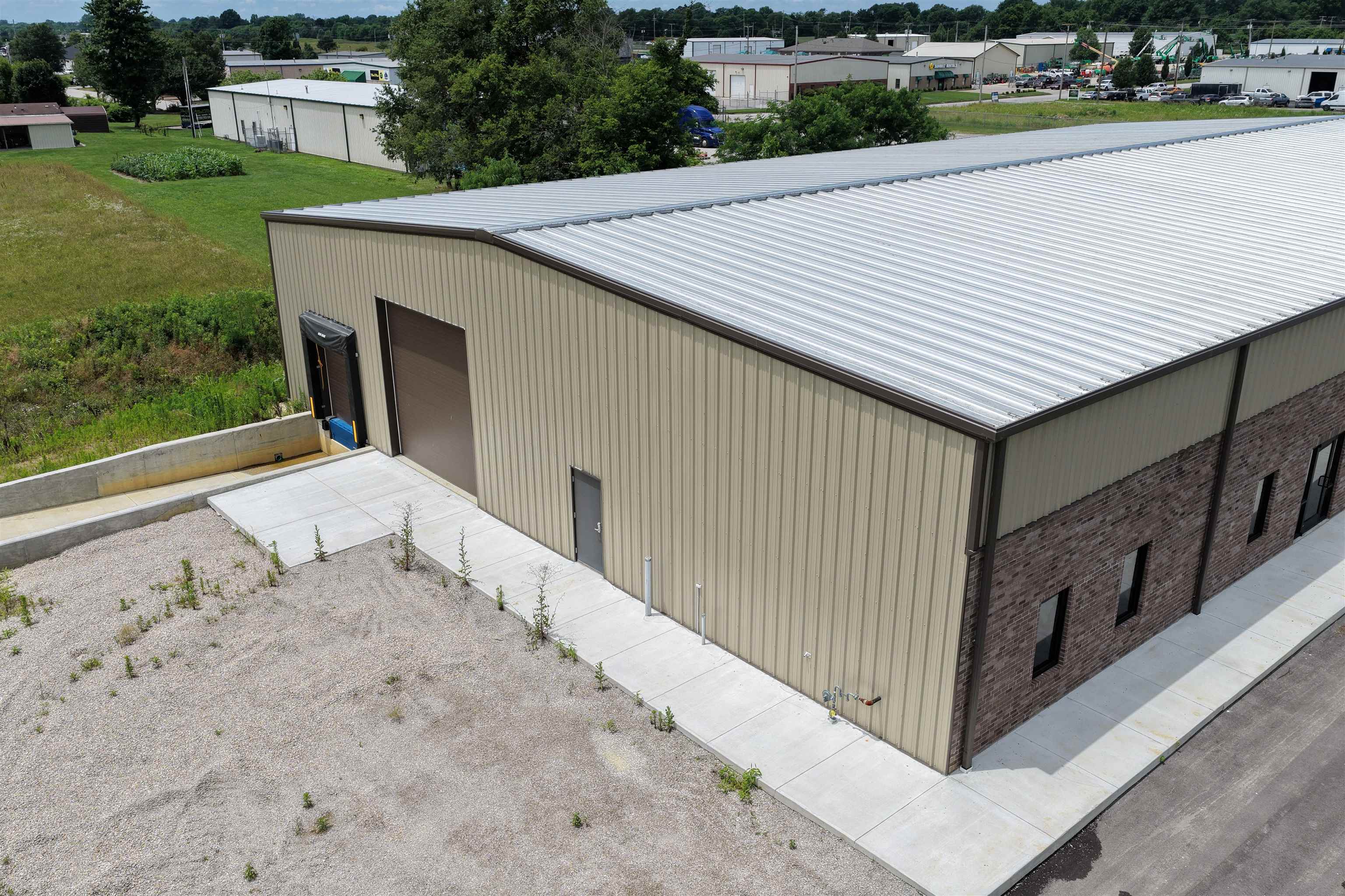 4050 Downwind Dr, Owensboro, Kentucky 42303, ,Warehouse,For Sale,Downwind Dr,95115