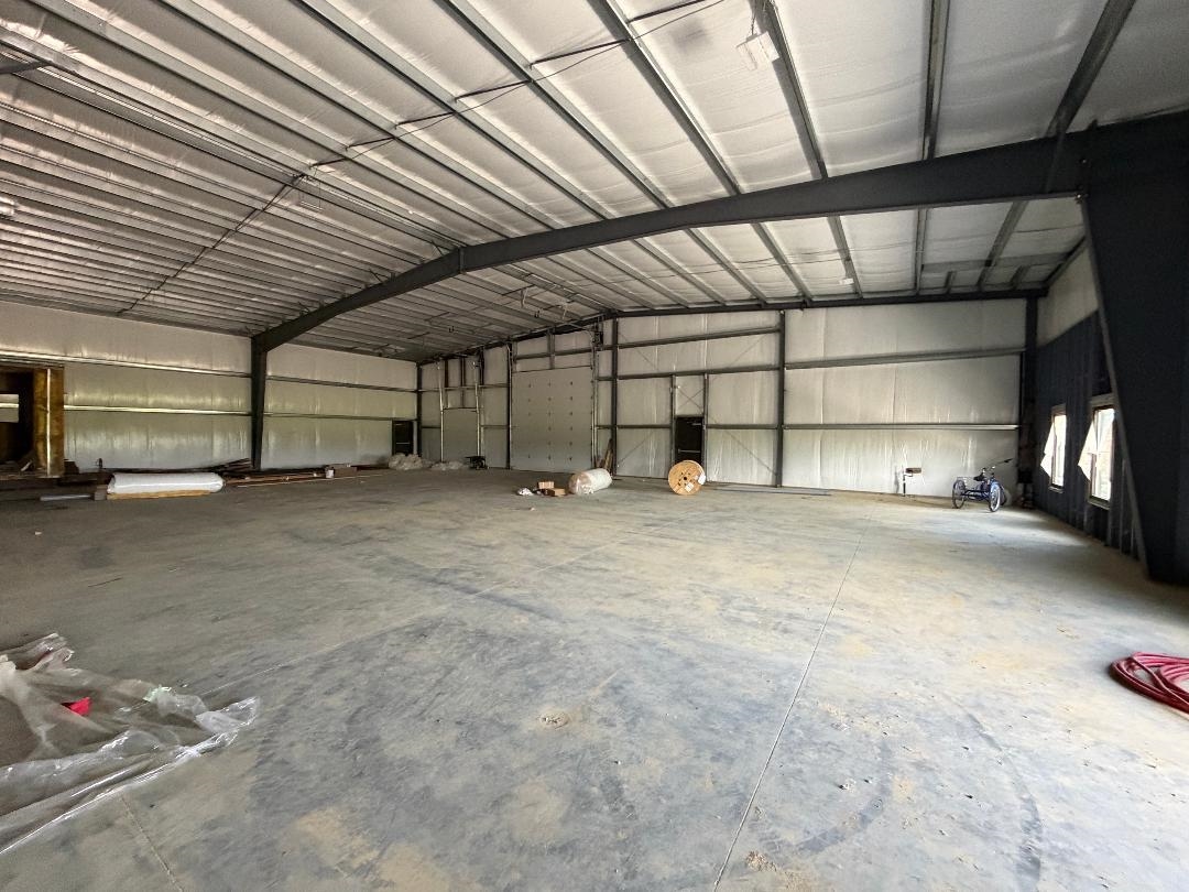 4050 Downwind Dr, Owensboro, Kentucky 42303, ,Warehouse,For Sale,Downwind Dr,95115