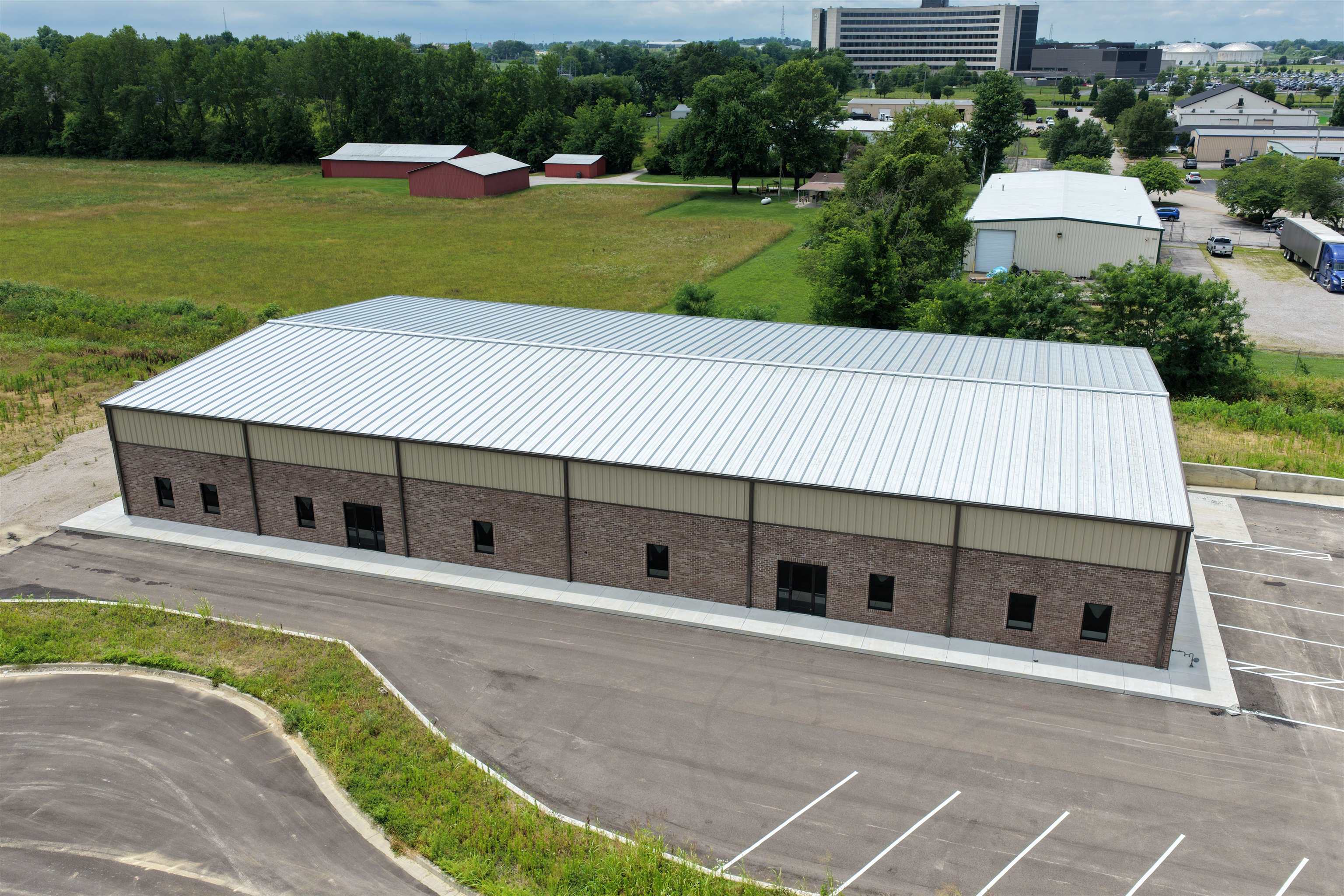 4050 Downwind Dr, Owensboro, Kentucky 42303, ,Warehouse,For Sale,Downwind Dr,95115