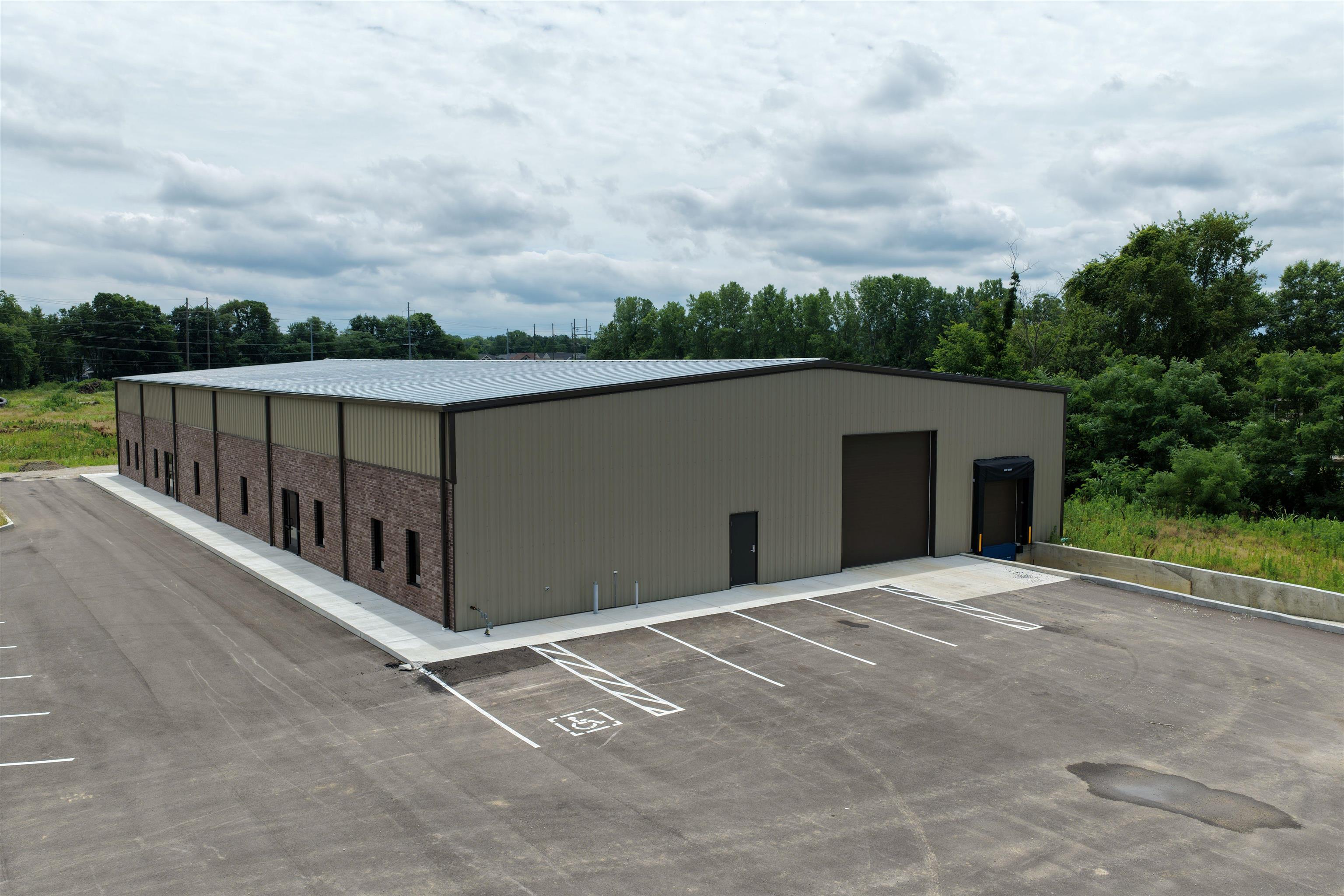 4050 Downwind Dr, Owensboro, Kentucky 42303, ,Warehouse,For Sale,Downwind Dr,95115