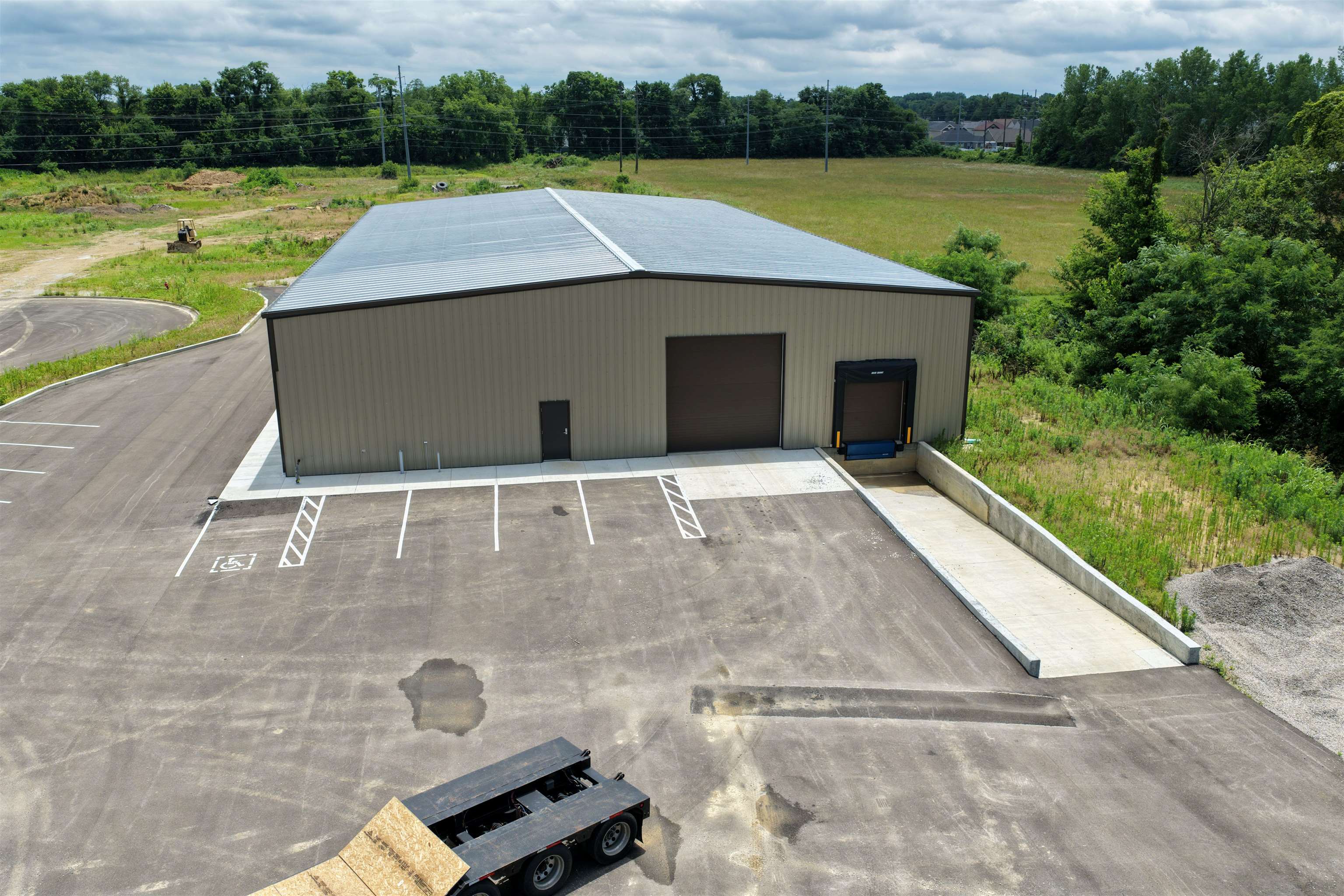 4050 Downwind Dr, Owensboro, Kentucky 42303, ,Warehouse,For Sale,Downwind Dr,95115