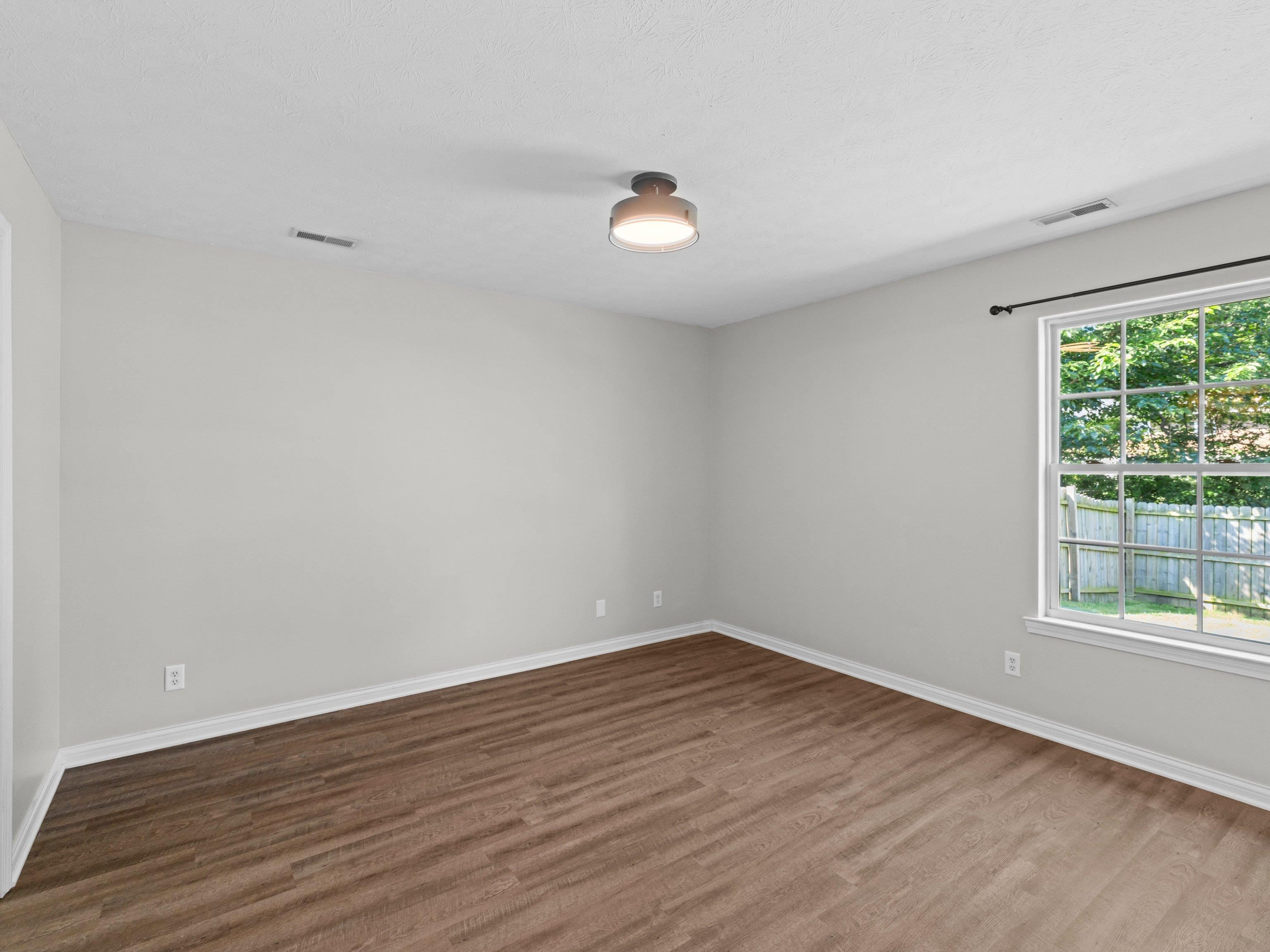 2612 Landing Terrace, Owensboro, Kentucky 42303-2213, 3 Bedrooms Bedrooms, ,2 BathroomsBathrooms,Single Family Residence,For Sale,Landing Terrace,95121
