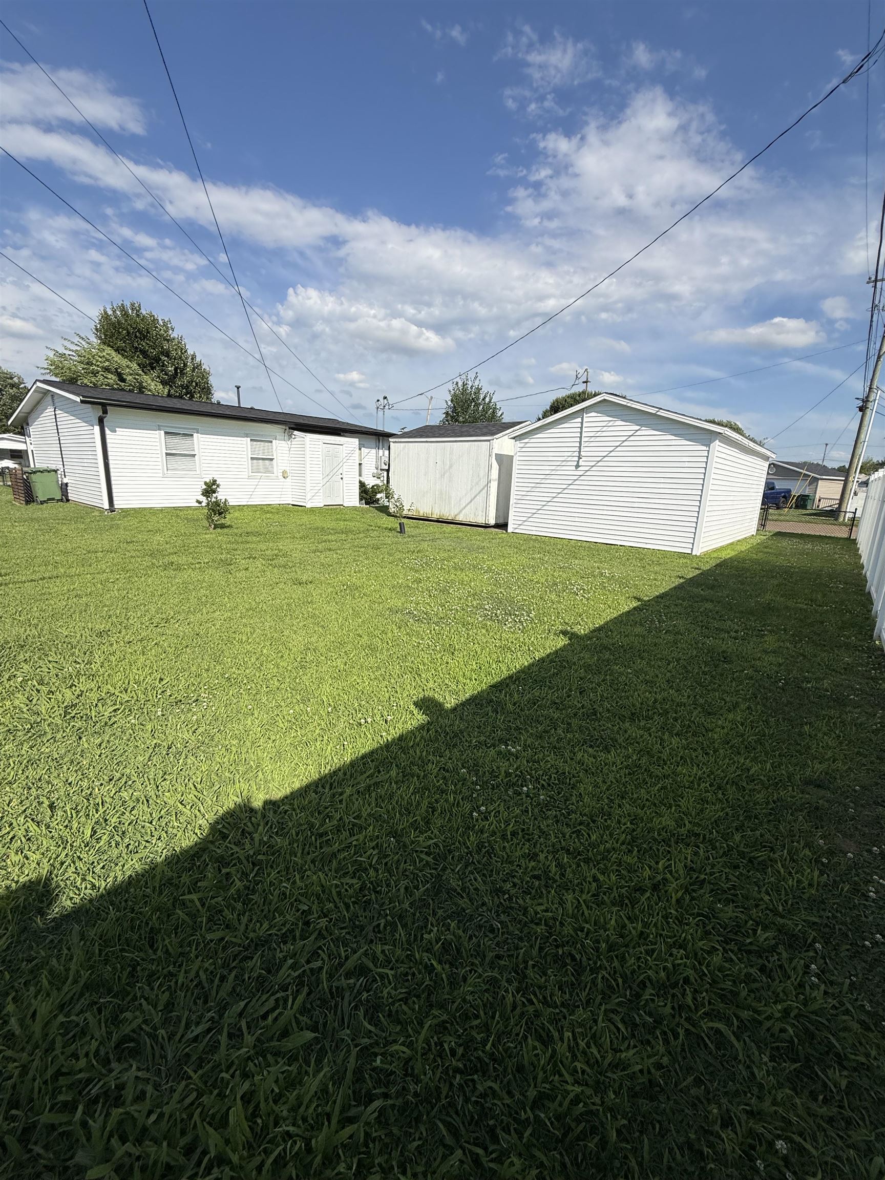 726 Delray St., Owensboro, Kentucky 42301, 3 Bedrooms Bedrooms, ,1 BathroomBathrooms,Single Family Residence,For Sale,Delray St.,95124