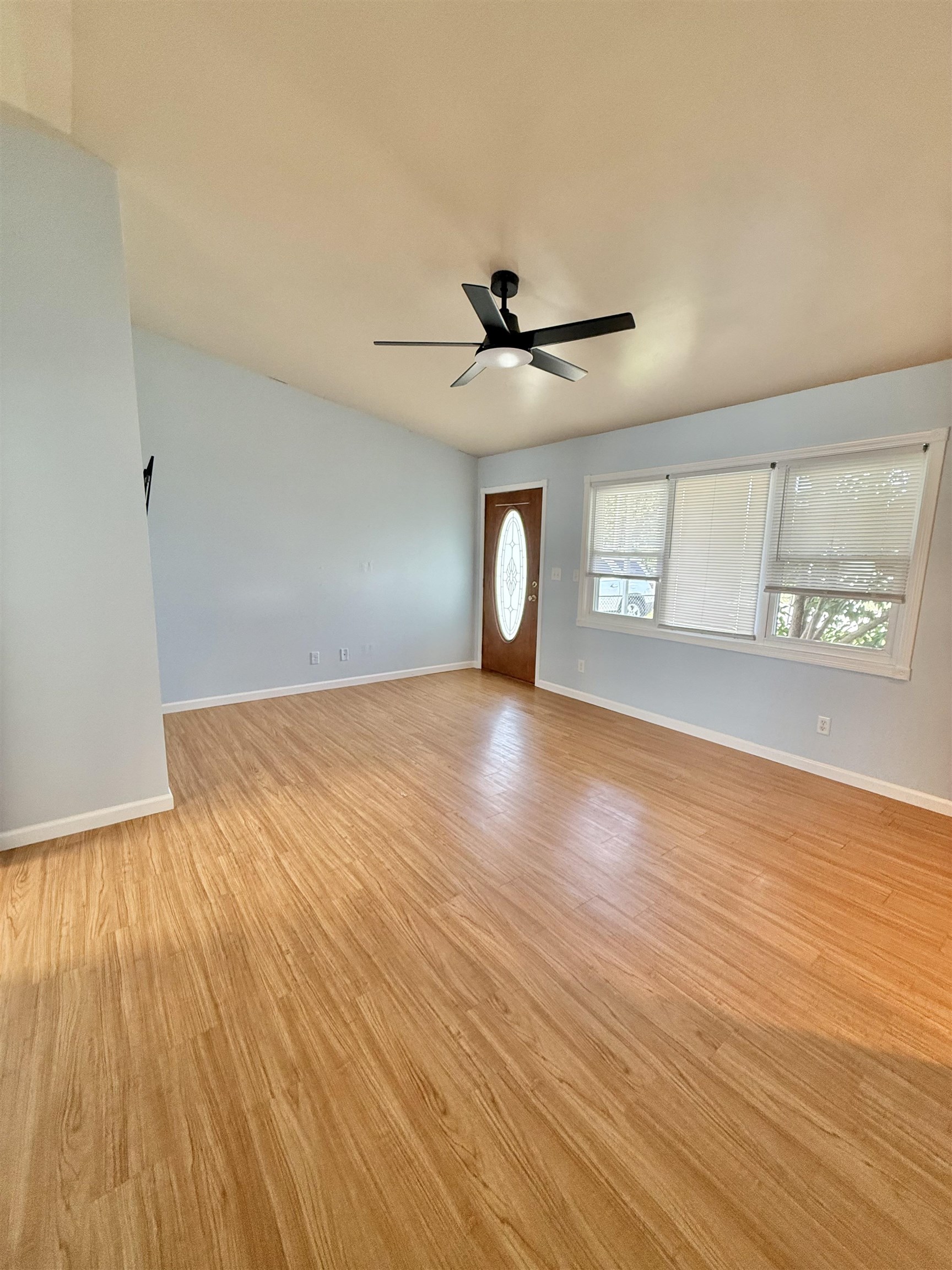 726 Delray St., Owensboro, Kentucky 42301, 3 Bedrooms Bedrooms, ,1 BathroomBathrooms,Single Family Residence,For Sale,Delray St.,95124