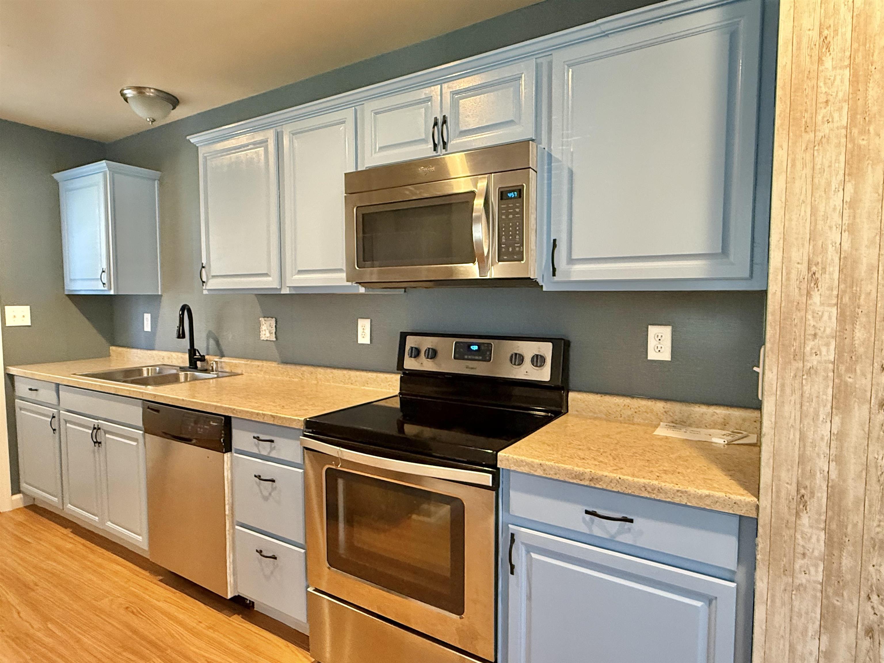 726 Delray St., Owensboro, Kentucky 42301, 3 Bedrooms Bedrooms, ,1 BathroomBathrooms,Single Family Residence,For Sale,Delray St.,95124