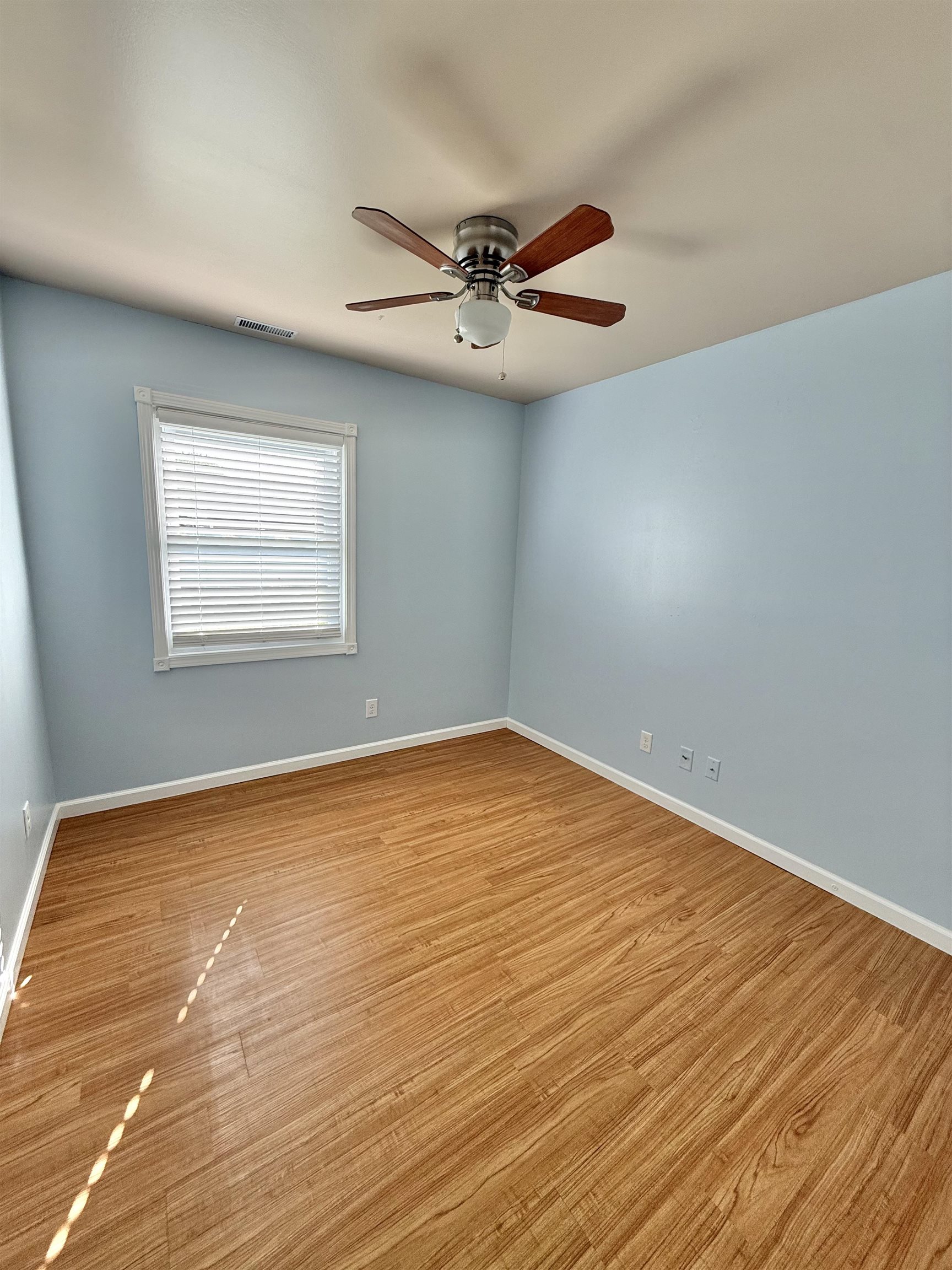 726 Delray St., Owensboro, Kentucky 42301, 3 Bedrooms Bedrooms, ,1 BathroomBathrooms,Single Family Residence,For Sale,Delray St.,95124