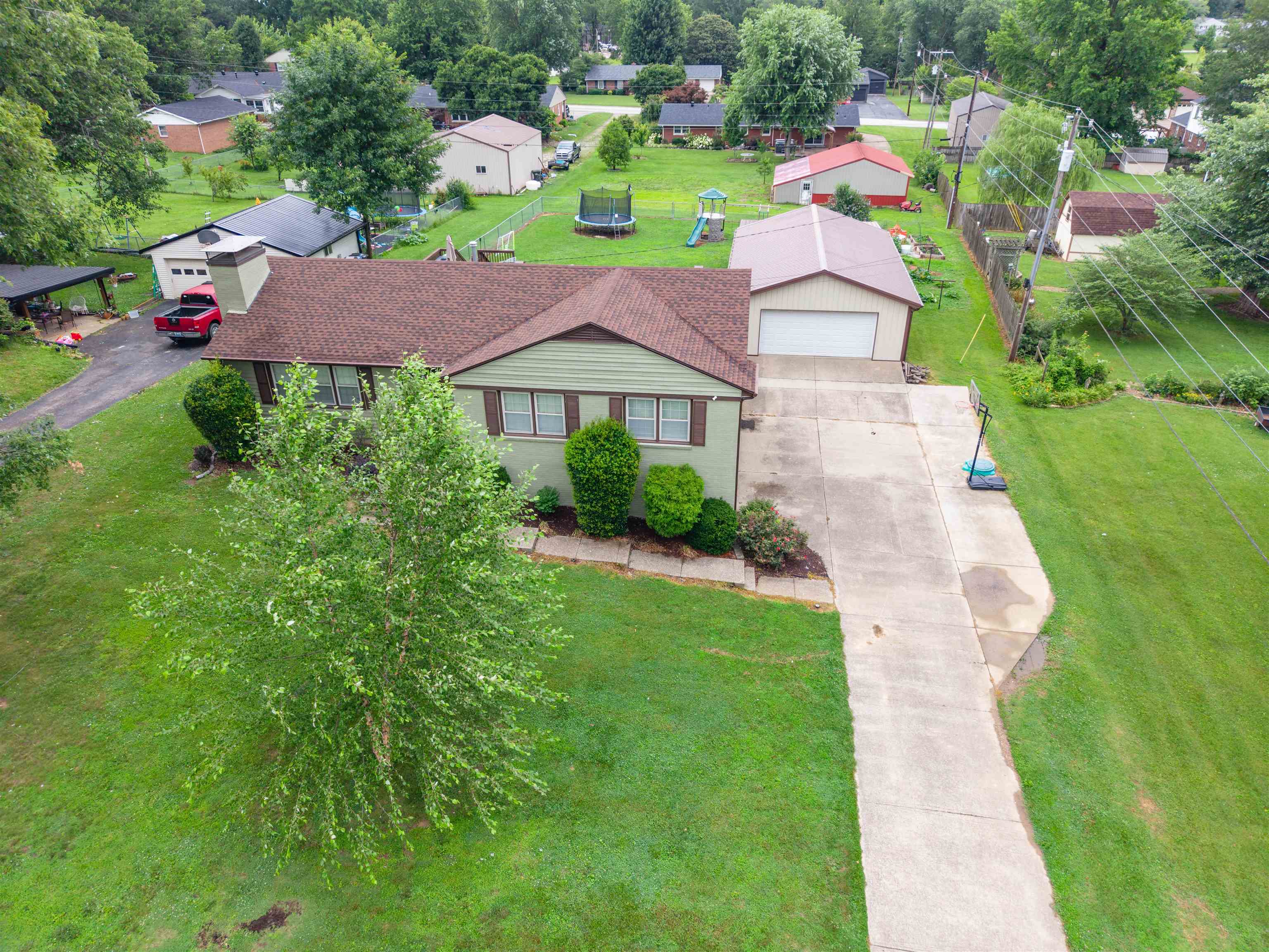 3955 Krystal Lane, Owensboro, Kentucky 42303, 4 Bedrooms Bedrooms, ,2 BathroomsBathrooms,Single Family Residence,For Sale,Krystal Lane,95126
