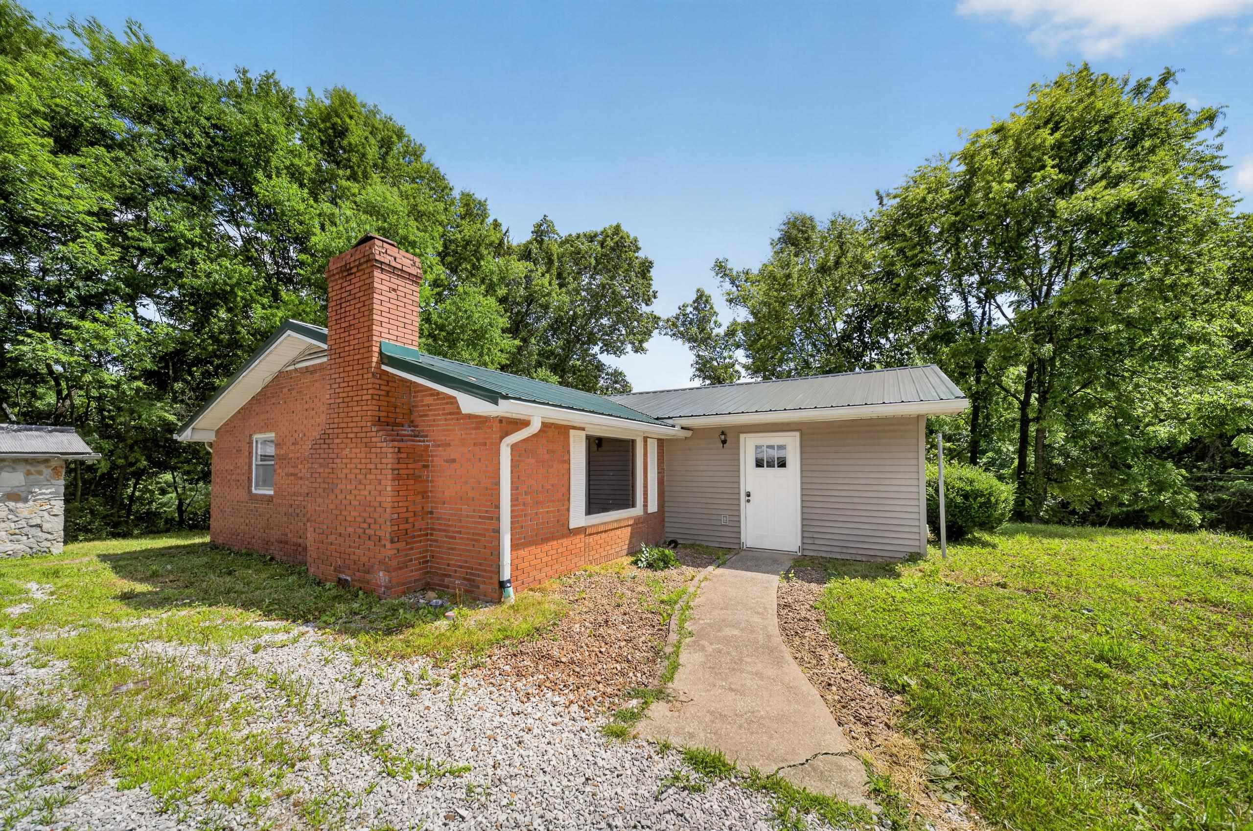 3268 Bethel Church Rd, Beaver Dam, Kentucky 42320, 3 Bedrooms Bedrooms, ,2 BathroomsBathrooms,Single Family Residence,For Sale,Bethel Church Rd,95127