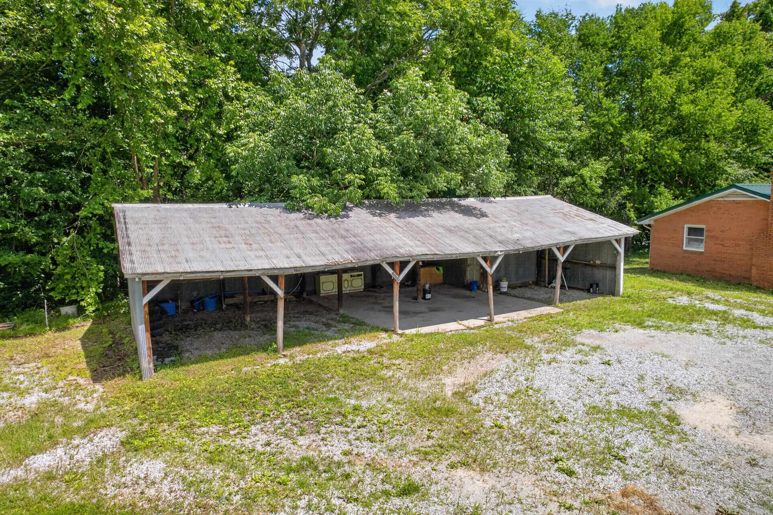 3268 Bethel Church Rd, Beaver Dam, Kentucky 42320, 3 Bedrooms Bedrooms, ,2 BathroomsBathrooms,Single Family Residence,For Sale,Bethel Church Rd,95127
