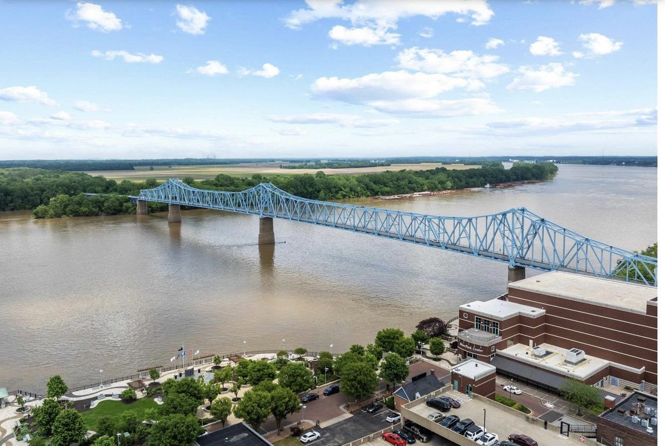 227 Saint Ann St, Owensboro, Kentucky 42303, ,Office,For Sale,Saint Ann St,95128