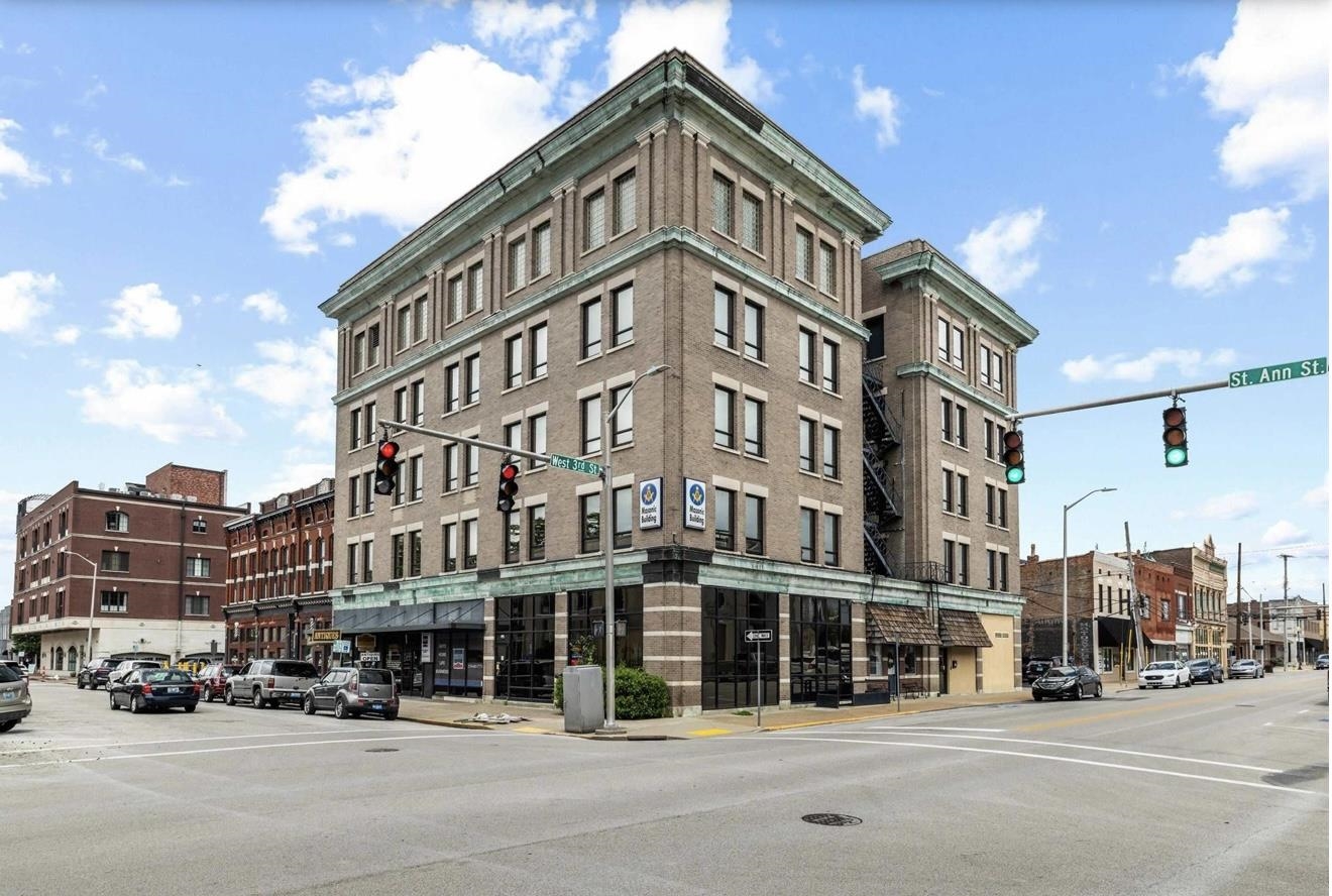 227 Saint Ann St, Owensboro, Kentucky 42303, ,Office,For Sale,Saint Ann St,95128