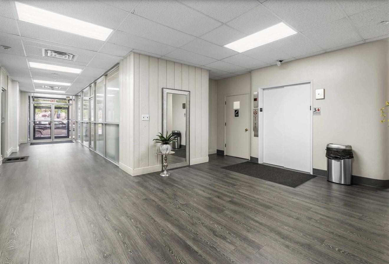 227 Saint Ann St, Owensboro, Kentucky 42303, ,Office,For Sale,Saint Ann St,95128