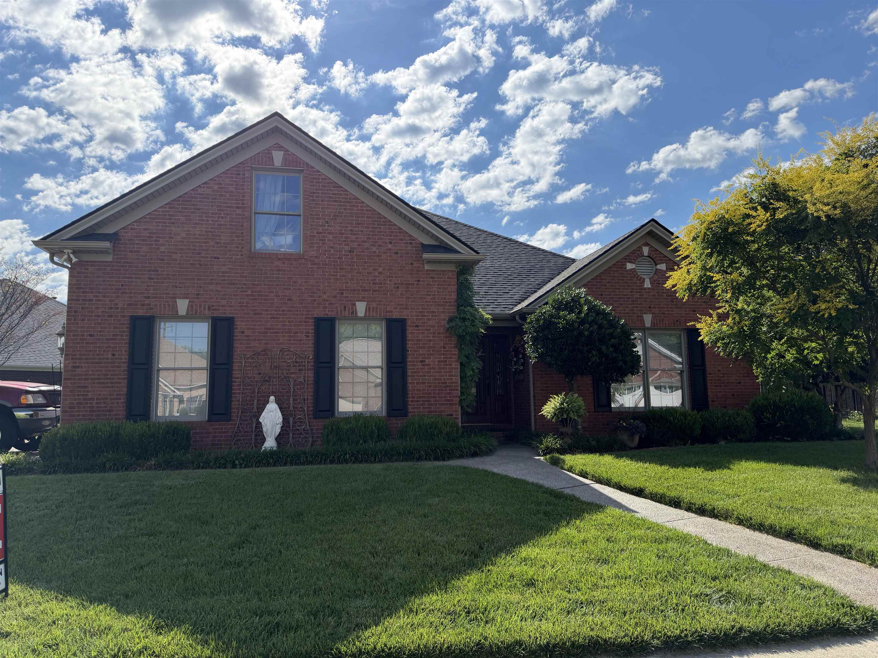 1604 Creek Haven Loop, Owensboro, Kentucky 42303, 3 Bedrooms Bedrooms, ,3 BathroomsBathrooms,Single Family Residence,For Sale,Creek Haven Loop,95133
