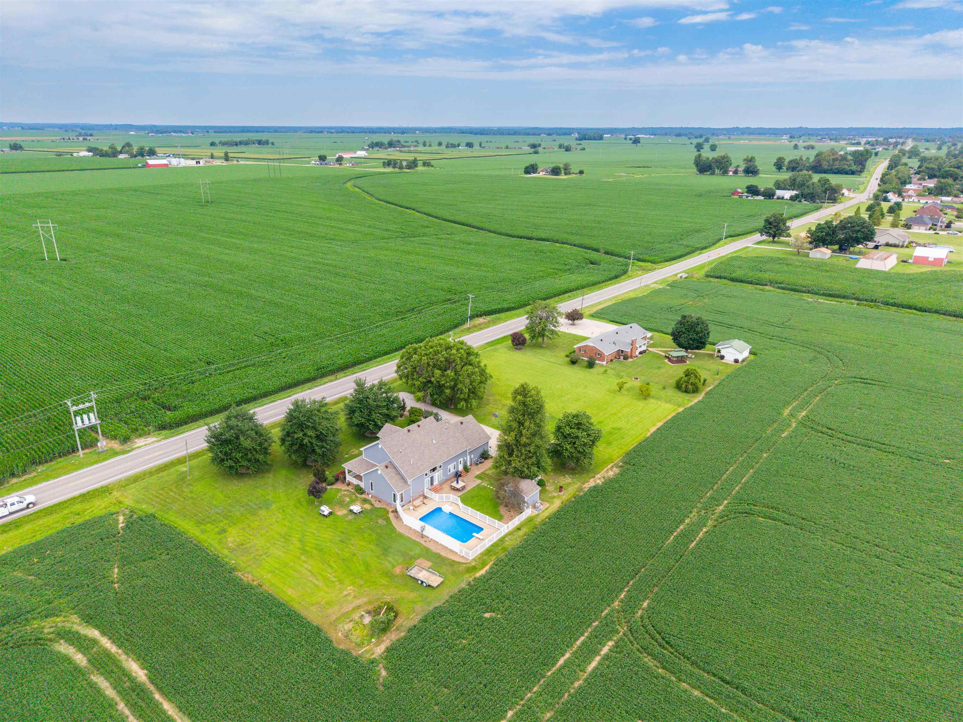 5233 Highway 81, Owensboro, Kentucky 42301, 4 Bedrooms Bedrooms, ,2 BathroomsBathrooms,Single Family Residence,For Sale,Highway 81,95140