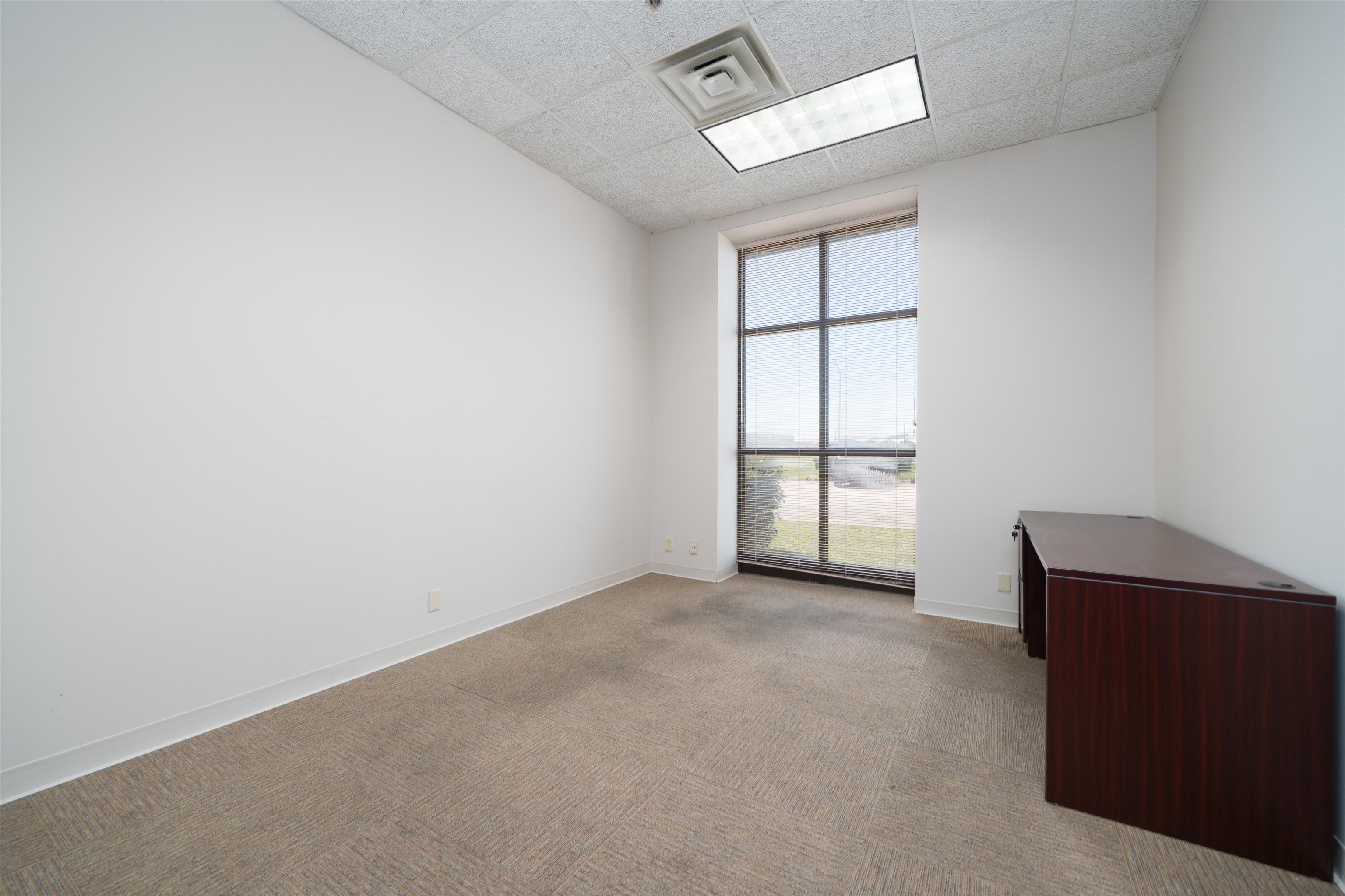 3001 Tamarack Road, Owensboro, Kentucky 42301, ,Industrial,For Sale,Tamarack Road,95155