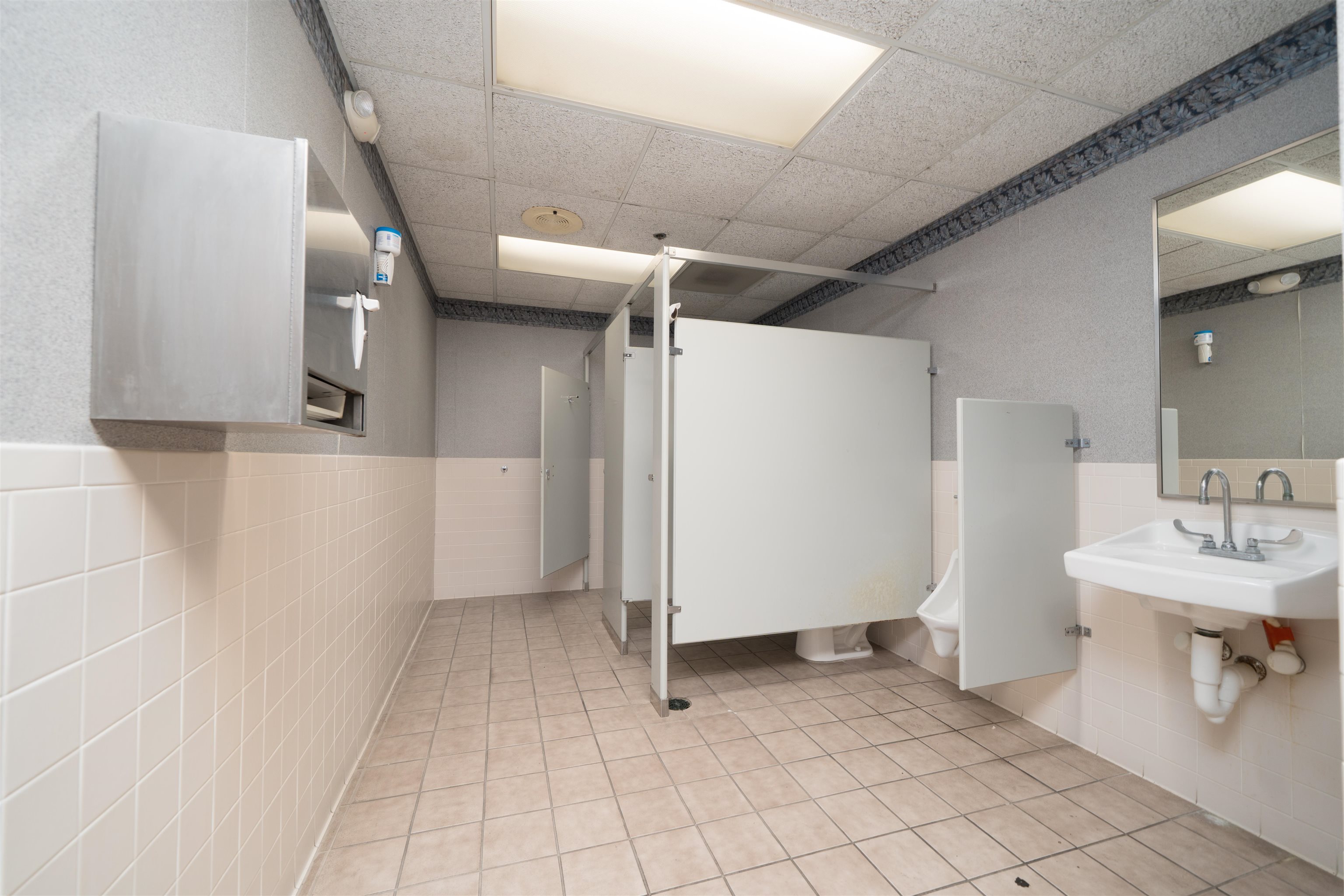 3001 Tamarack Road, Owensboro, Kentucky 42301, ,Industrial,For Sale,Tamarack Road,95155