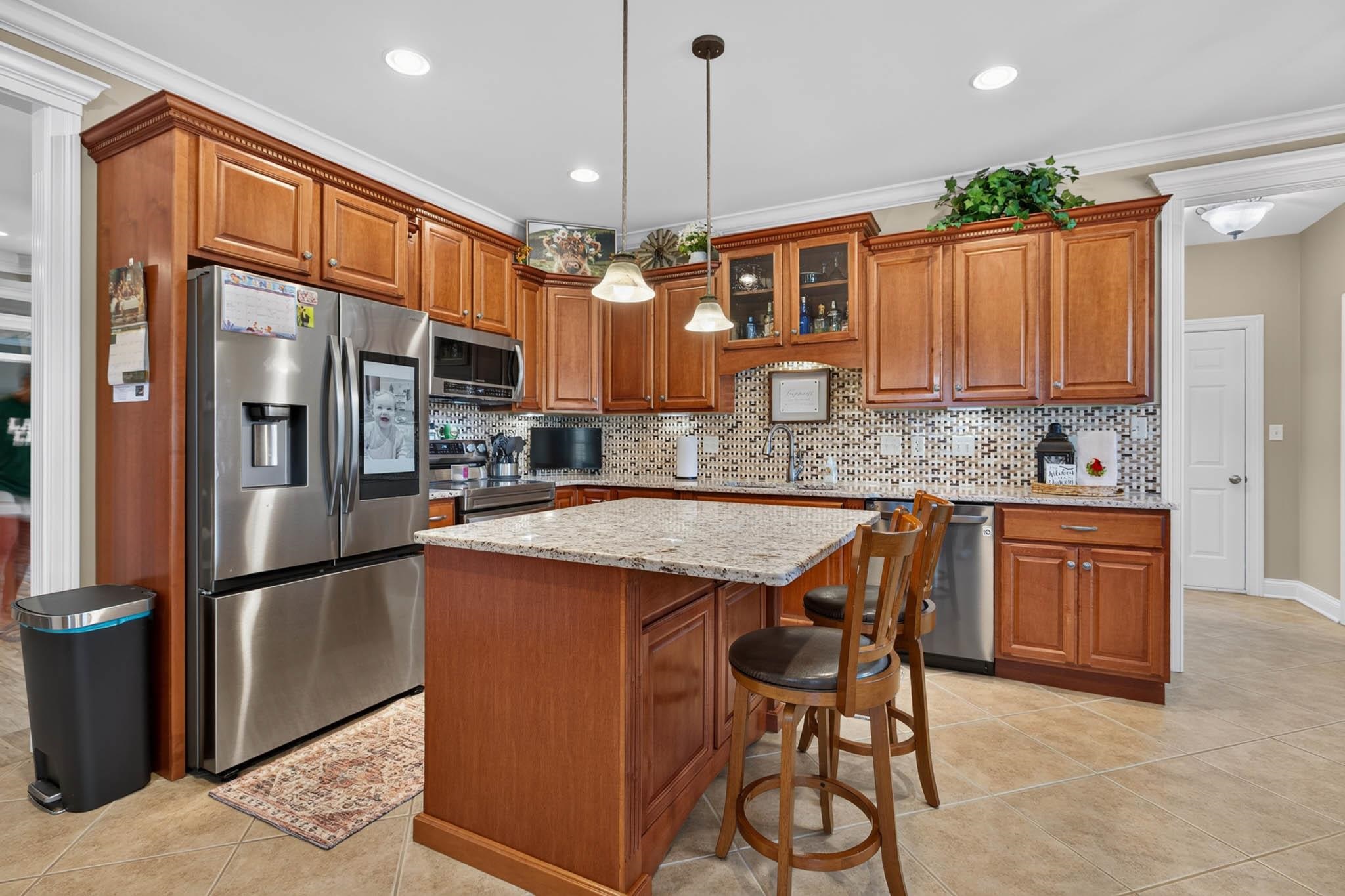 2499 Hillbrooke Pkwy, Owensboro, Kentucky 42303, 3 Bedrooms Bedrooms, ,2 BathroomsBathrooms,Single Family Residence,For Sale,Hillbrooke Pkwy,95161
