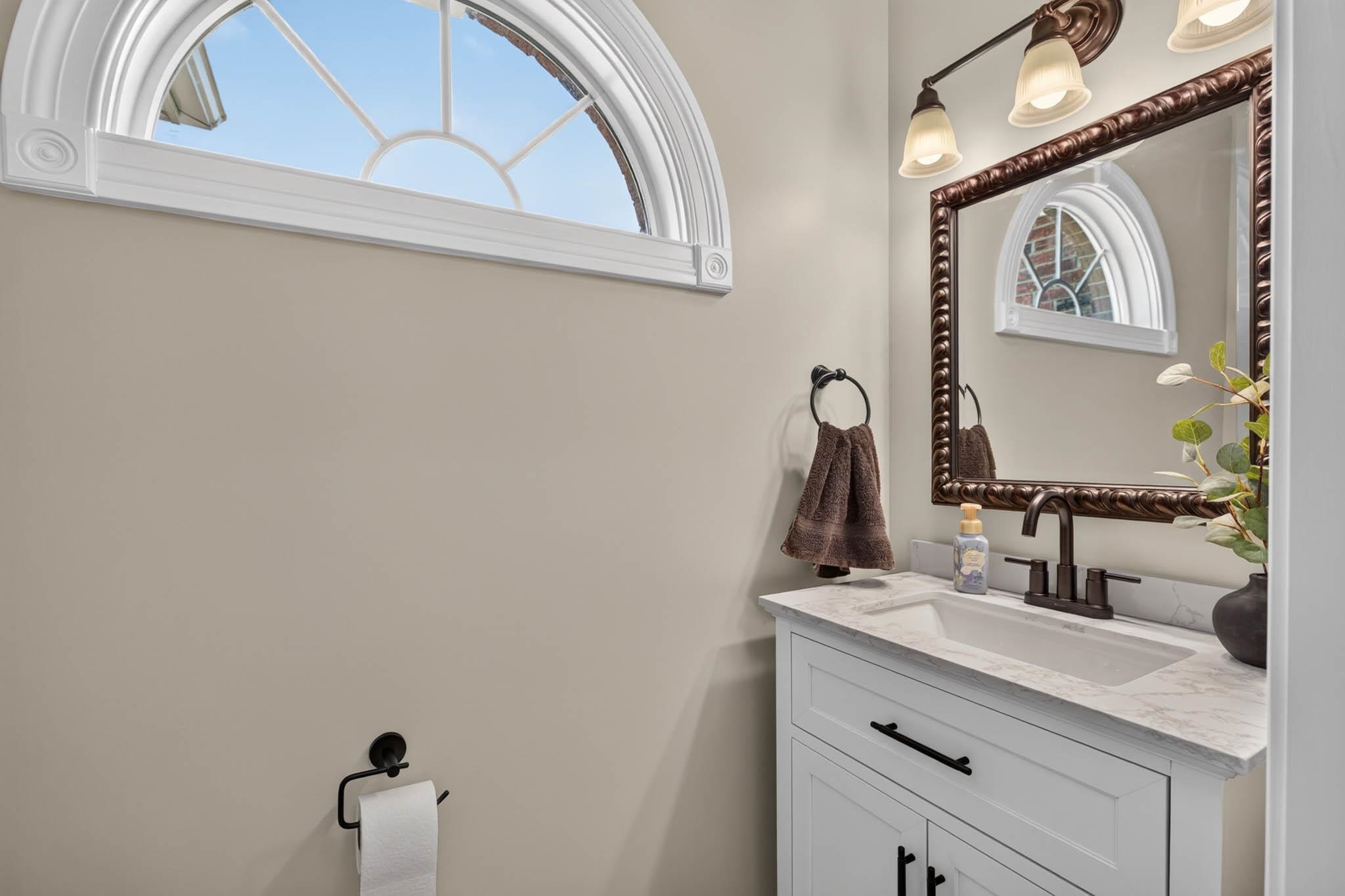 2499 Hillbrooke Pkwy, Owensboro, Kentucky 42303, 3 Bedrooms Bedrooms, ,2 BathroomsBathrooms,Single Family Residence,For Sale,Hillbrooke Pkwy,95161