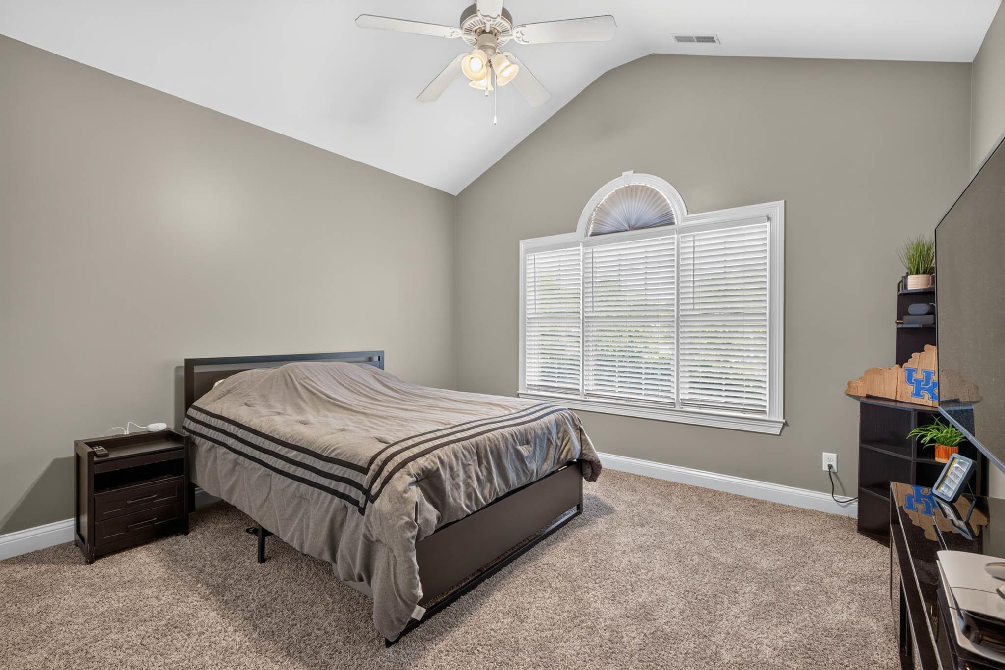 2499 Hillbrooke Pkwy, Owensboro, Kentucky 42303, 3 Bedrooms Bedrooms, ,2 BathroomsBathrooms,Single Family Residence,For Sale,Hillbrooke Pkwy,95161