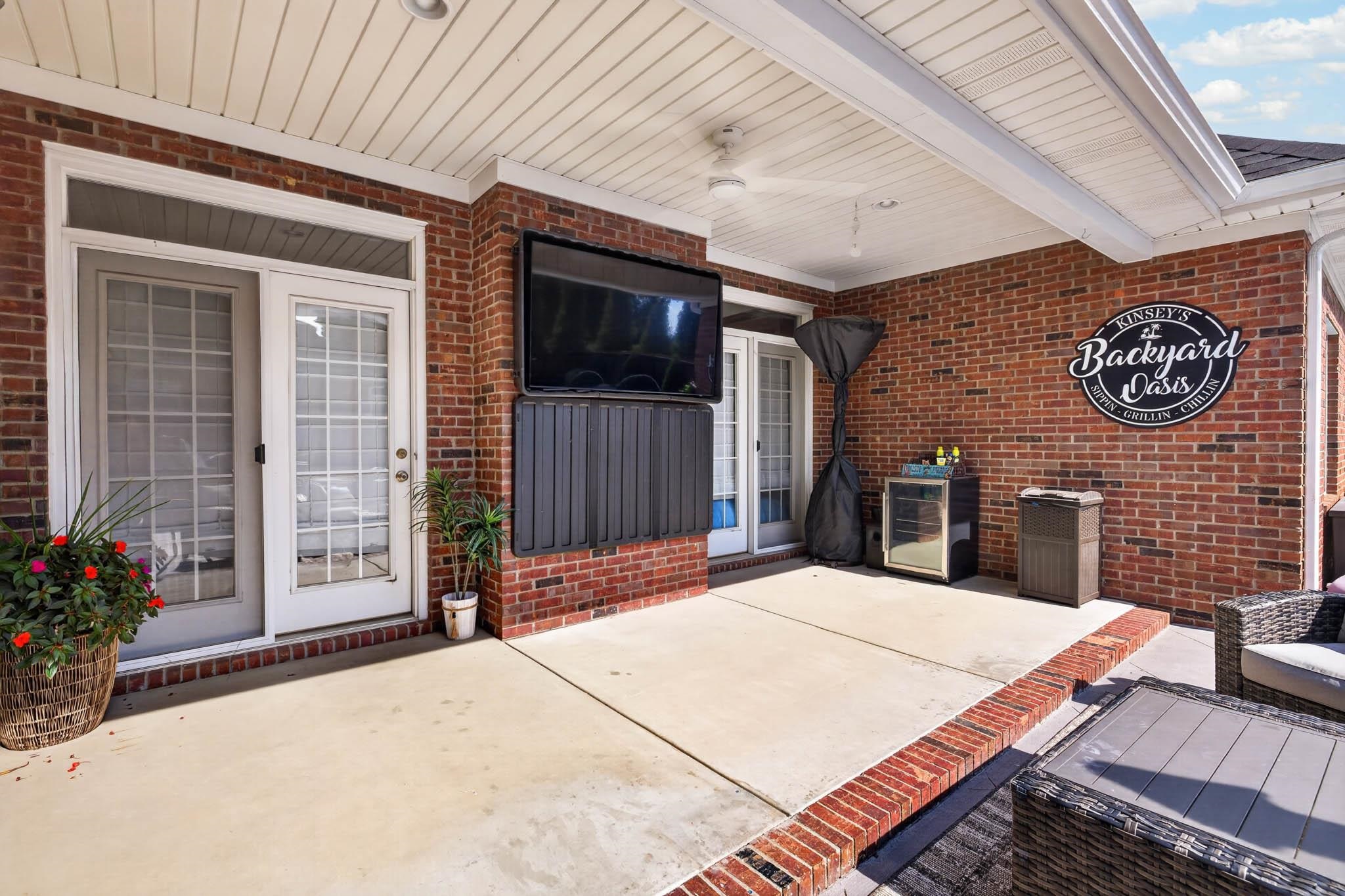2499 Hillbrooke Pkwy, Owensboro, Kentucky 42303, 3 Bedrooms Bedrooms, ,2 BathroomsBathrooms,Single Family Residence,For Sale,Hillbrooke Pkwy,95161