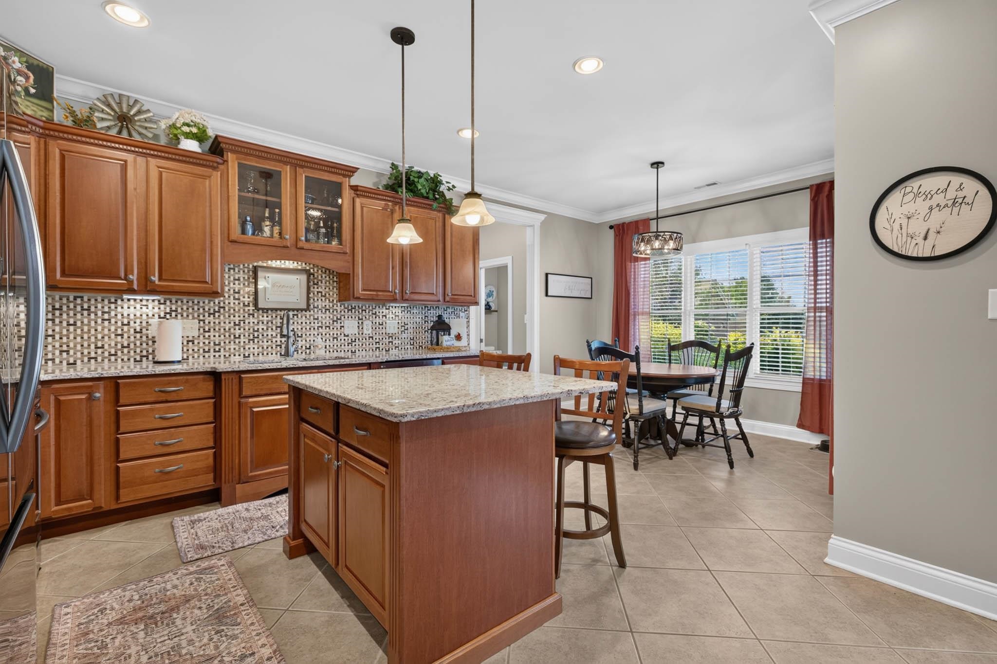 2499 Hillbrooke Pkwy, Owensboro, Kentucky 42303, 3 Bedrooms Bedrooms, ,2 BathroomsBathrooms,Single Family Residence,For Sale,Hillbrooke Pkwy,95161
