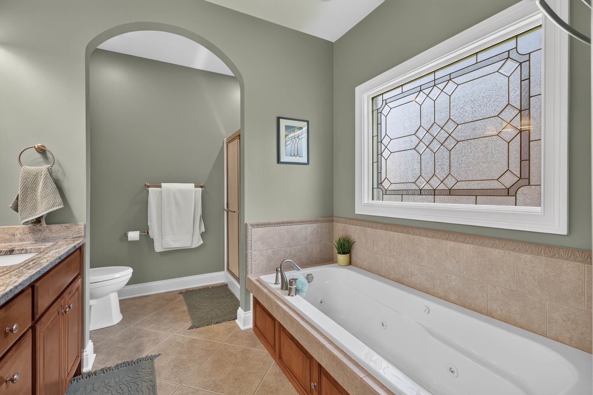 2499 Hillbrooke Pkwy, Owensboro, Kentucky 42303, 3 Bedrooms Bedrooms, ,2 BathroomsBathrooms,Single Family Residence,For Sale,Hillbrooke Pkwy,95161