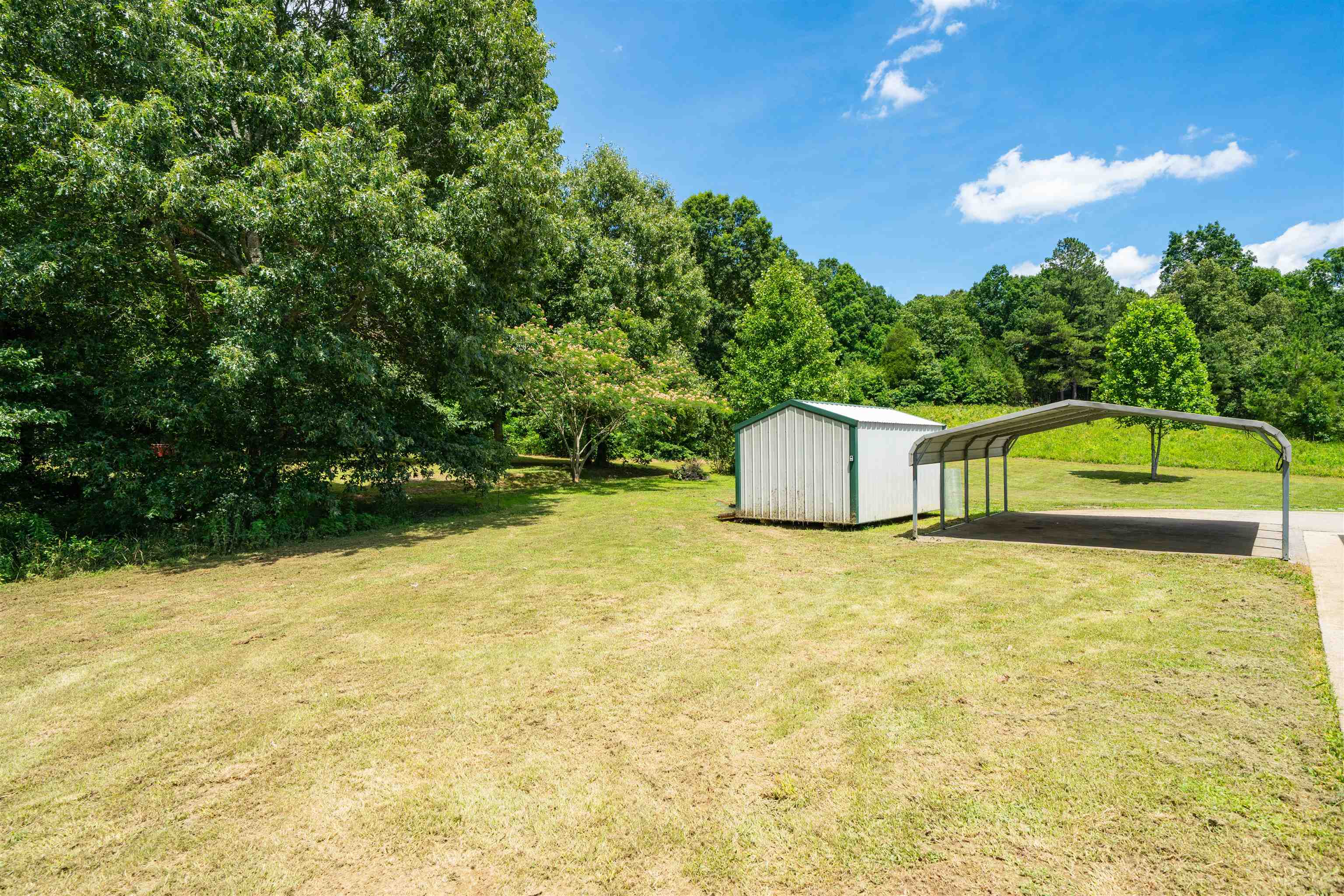 5813 State Route 54 E, Fordsville, Kentucky 42343, 3 Bedrooms Bedrooms, ,1 BathroomBathrooms,Single Family Residence,For Sale,State Route 54 E,95164