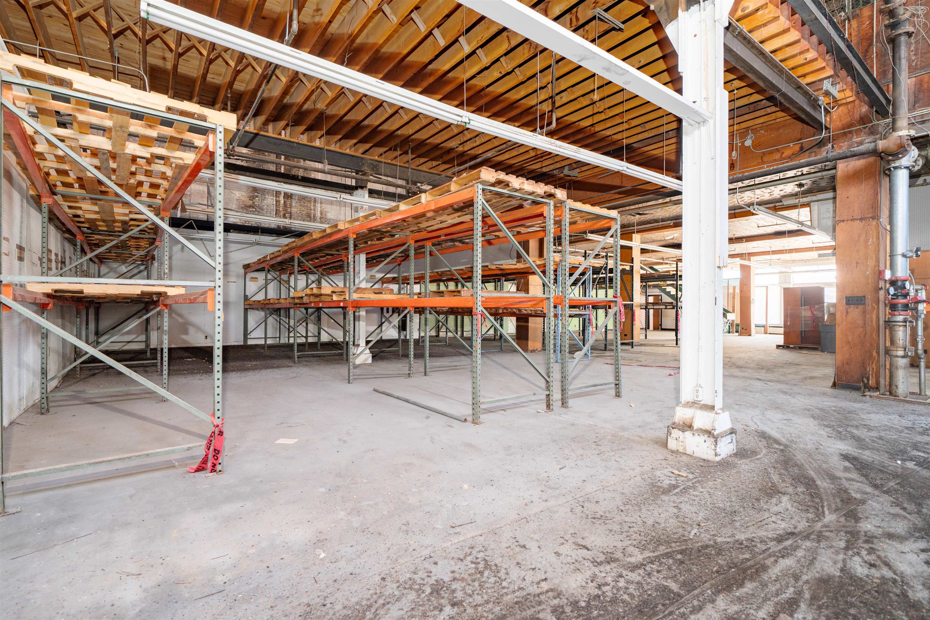 401 2nd Street, Owensboro, Kentucky 42303, ,Industrial,For Sale,2nd Street,95168