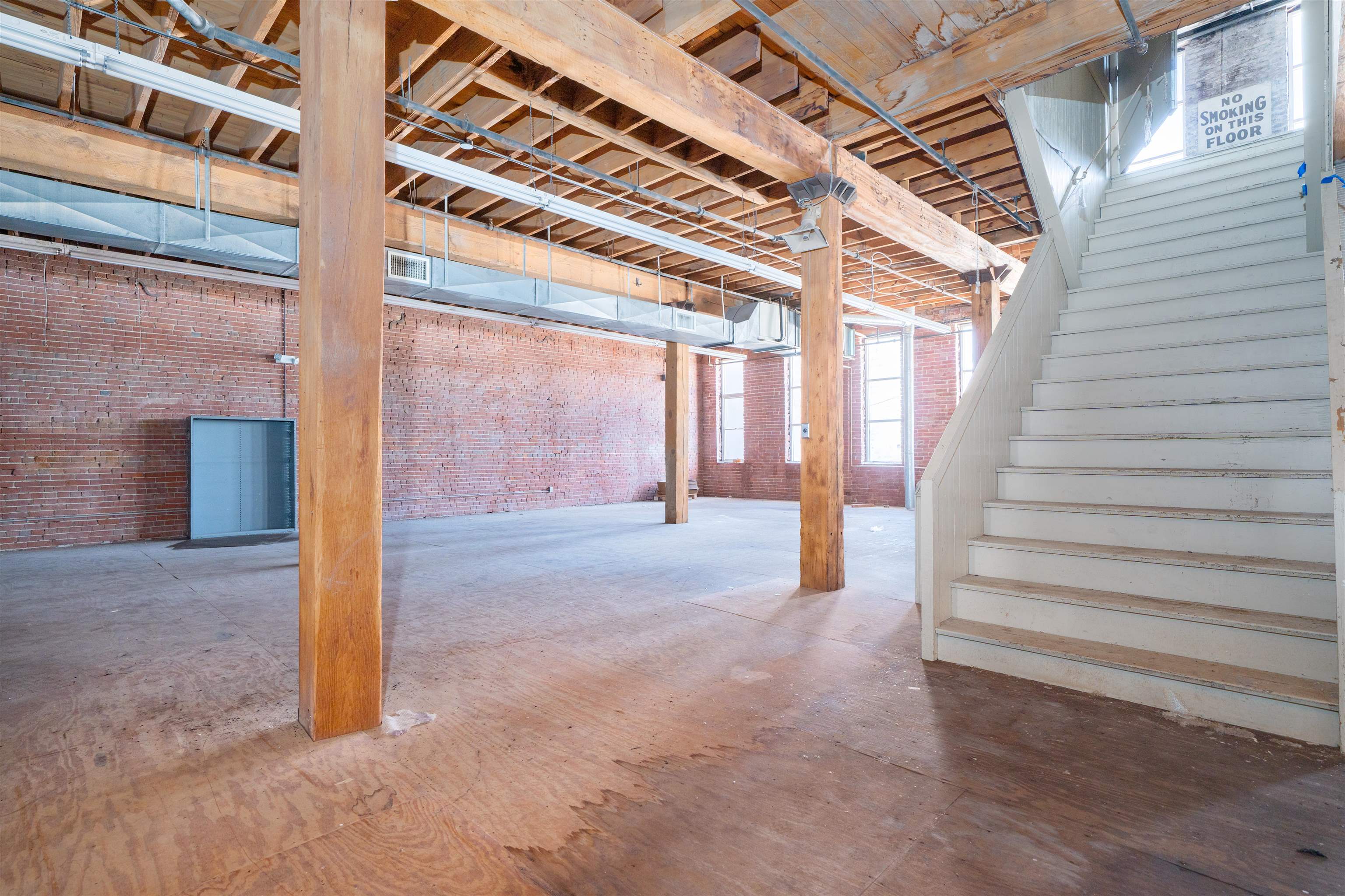 321 2nd Street, Owensboro, Kentucky 42303, ,Industrial,For Sale,2nd Street,95170