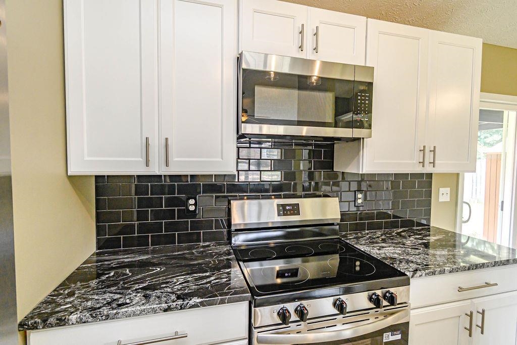 3732 Legacy Run, Owensboro, Kentucky 42301, 2 Bedrooms Bedrooms, ,1 BathroomBathrooms,Single Family Residence,For Sale,Legacy Run,95175