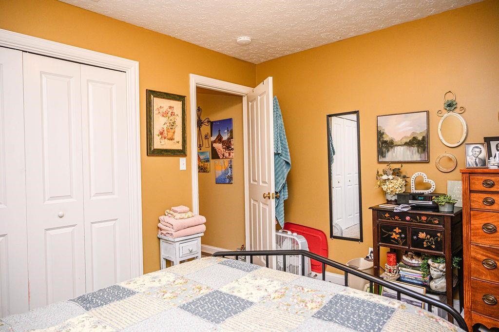 5385 Meadow Run Dr., Owensboro, Kentucky 42301, 3 Bedrooms Bedrooms, ,2 BathroomsBathrooms,Single Family Residence,For Sale,Meadow Run Dr.,95187