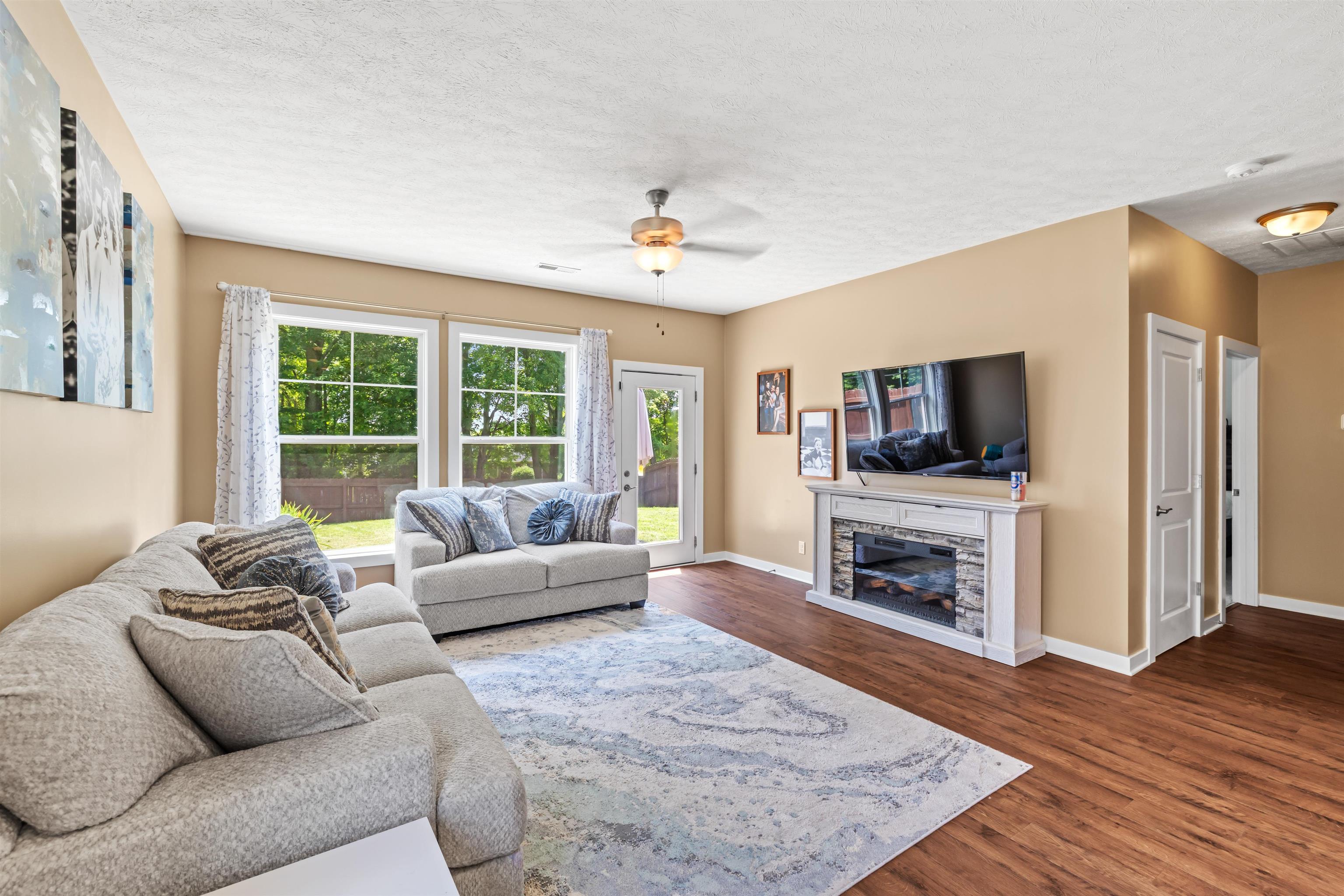6509 Valley Brook Trace, Utica, Kentucky 42376-5004, 3 Bedrooms Bedrooms, ,2 BathroomsBathrooms,Single Family Residence,For Sale,Valley Brook Trace,95194