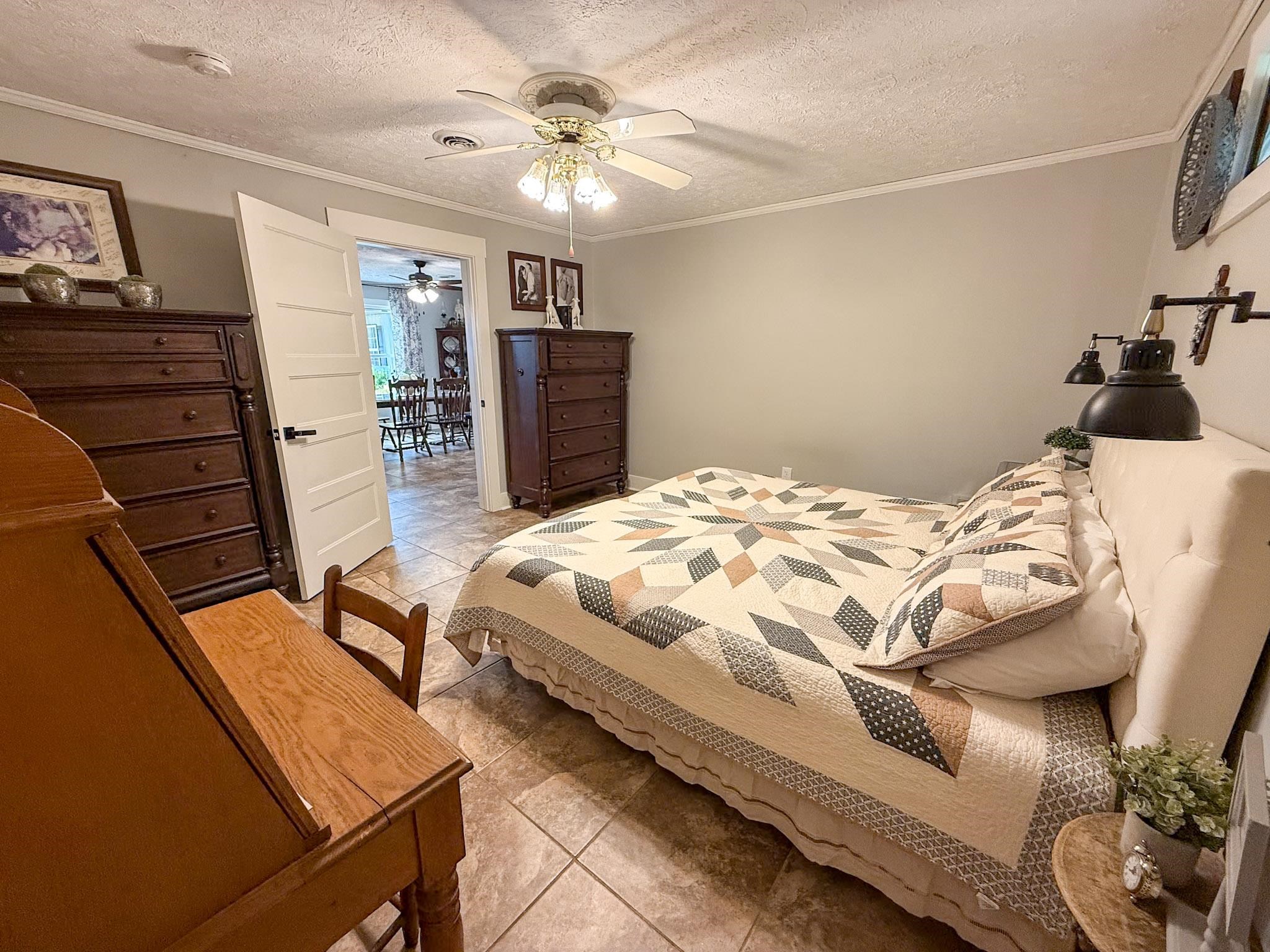 4100 State Rt 56 N, Calhoun, Kentucky 42327, 5 Bedrooms Bedrooms, ,3 BathroomsBathrooms,Single Family Residence,For Sale,State Rt 56 N,95197