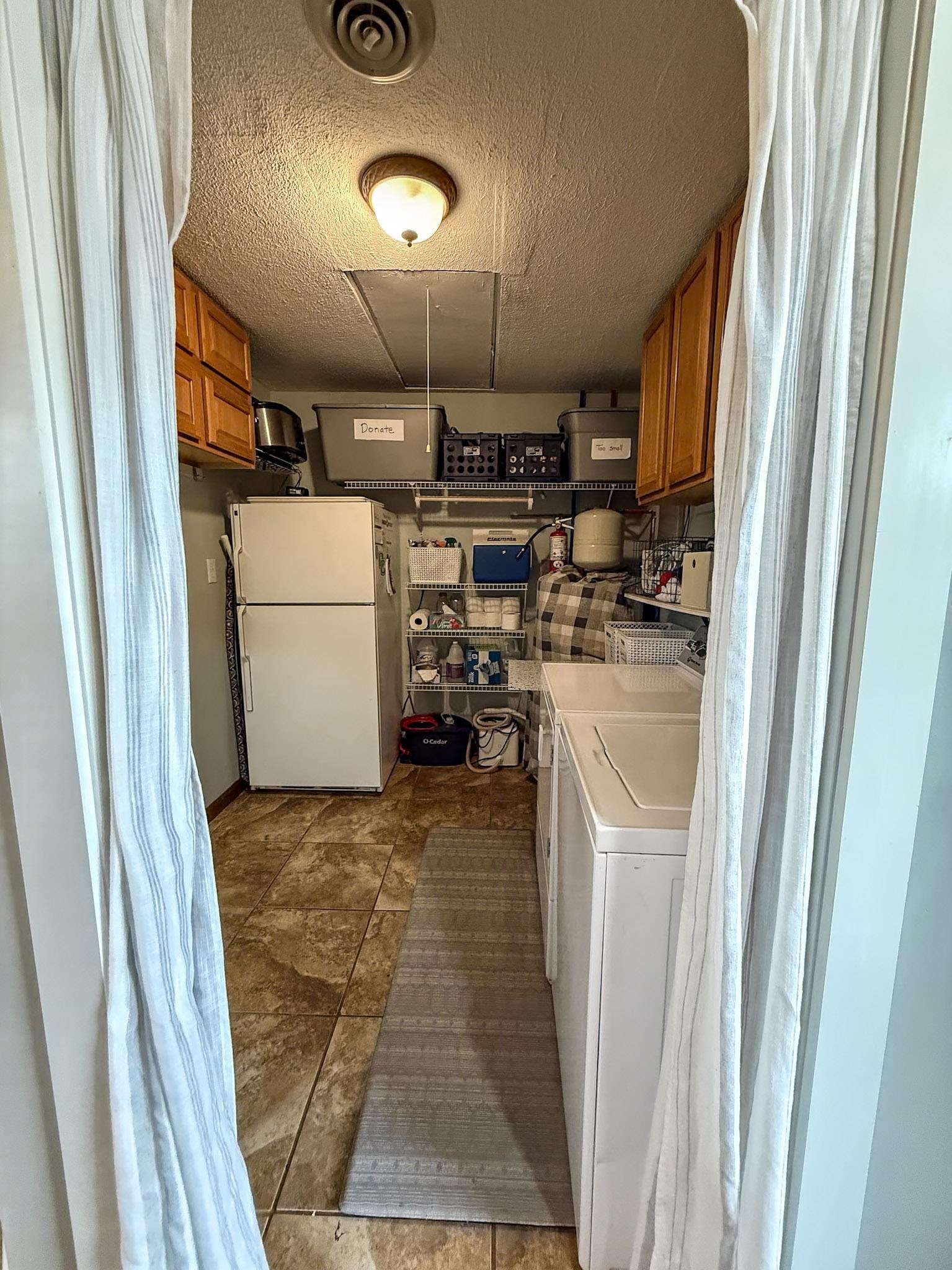 4100 State Rt 56 N, Calhoun, Kentucky 42327, 5 Bedrooms Bedrooms, ,3 BathroomsBathrooms,Single Family Residence,For Sale,State Rt 56 N,95197
