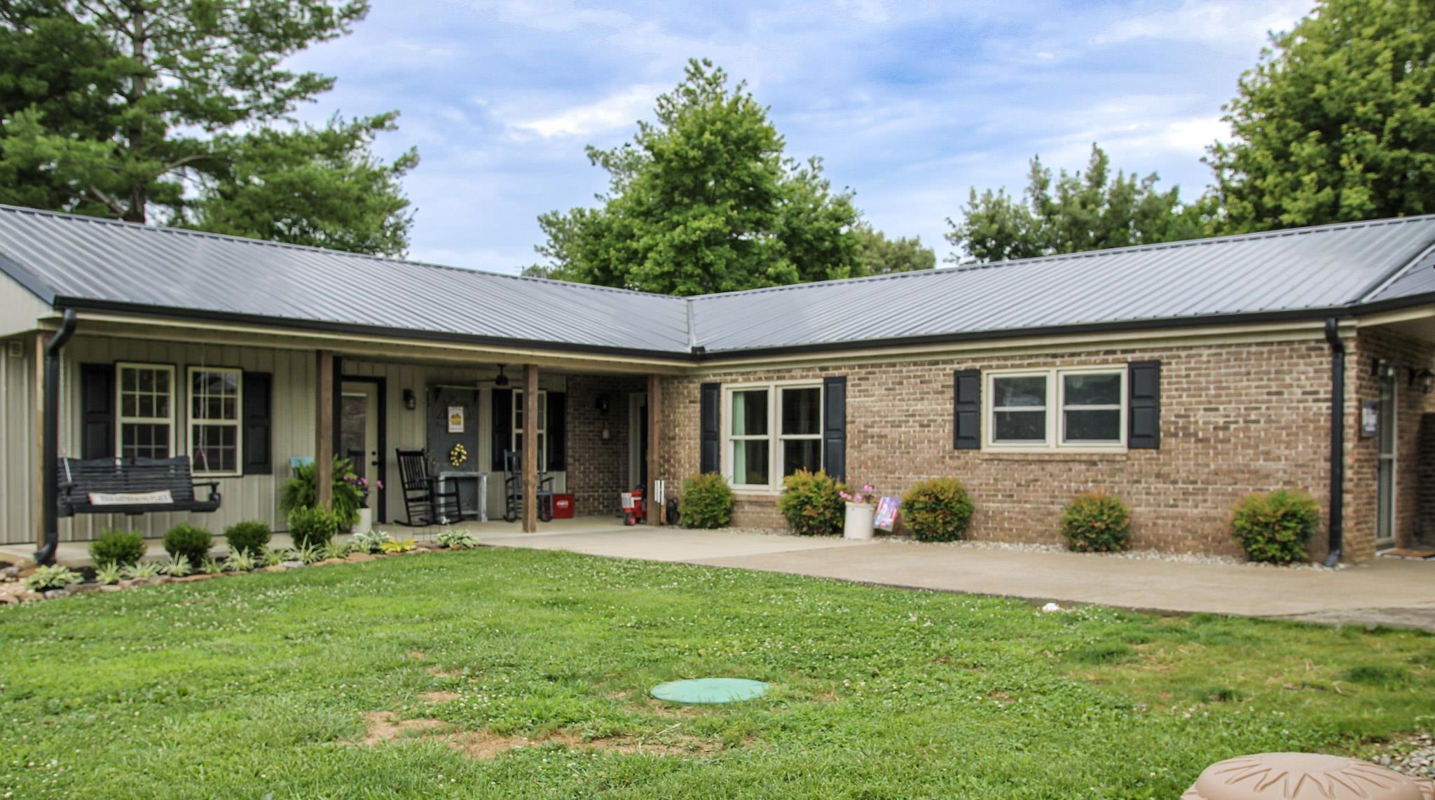 4100 State Rt 56 N, Calhoun, Kentucky 42327, 5 Bedrooms Bedrooms, ,3 BathroomsBathrooms,Single Family Residence,For Sale,State Rt 56 N,95197