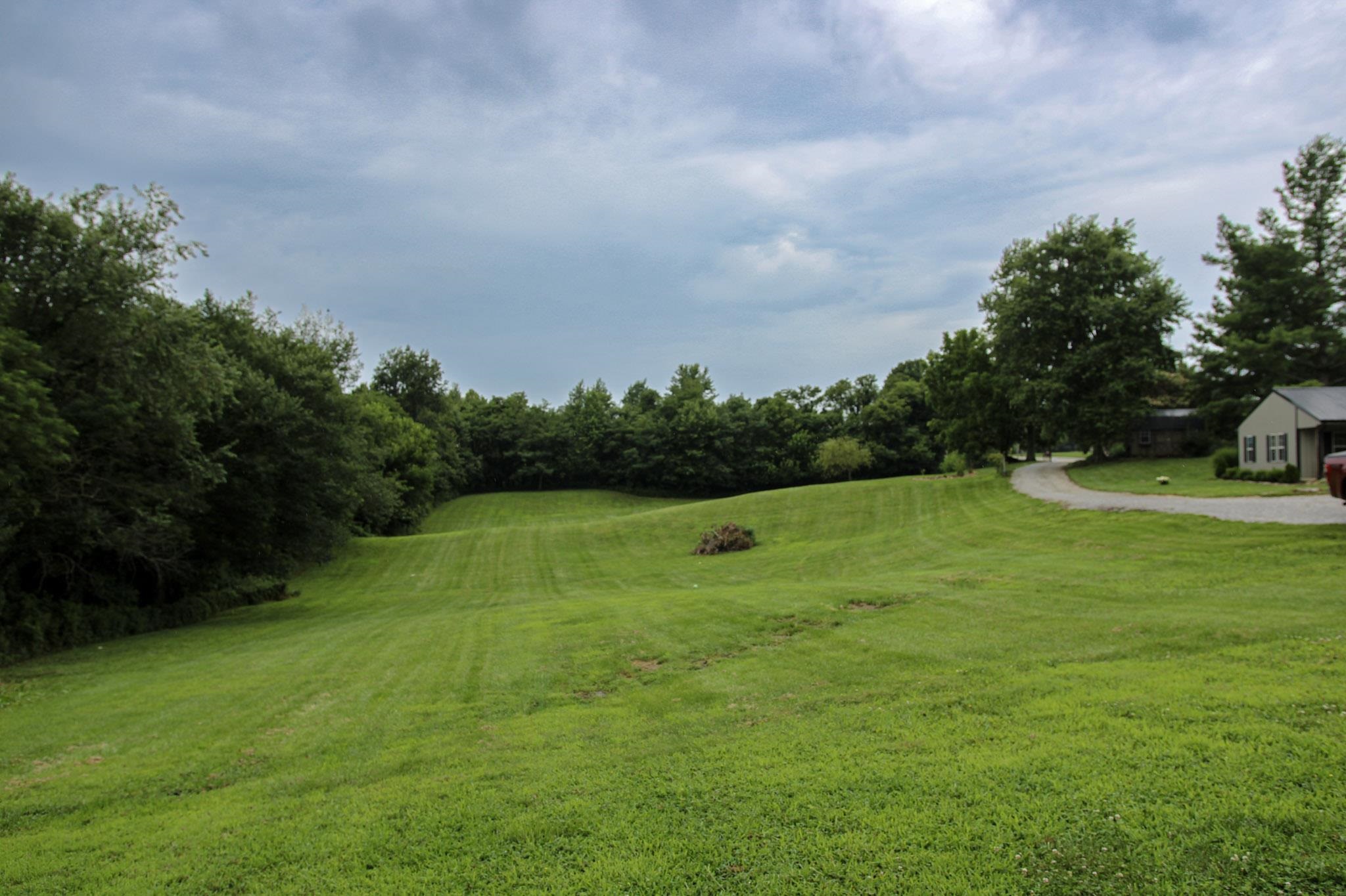 4100 State Rt 56 N, Calhoun, Kentucky 42327, 5 Bedrooms Bedrooms, ,3 BathroomsBathrooms,Single Family Residence,For Sale,State Rt 56 N,95197