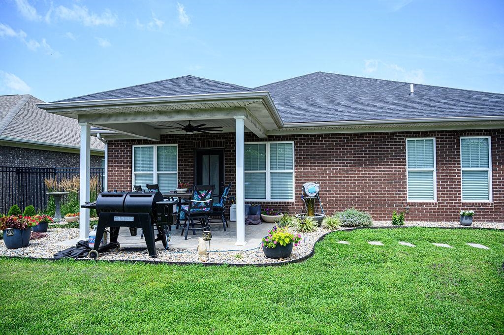 5442 Park Haven Bend, Owensboro, Kentucky 42303, 4 Bedrooms Bedrooms, ,2 BathroomsBathrooms,Single Family Residence,For Sale,Park Haven Bend,95216