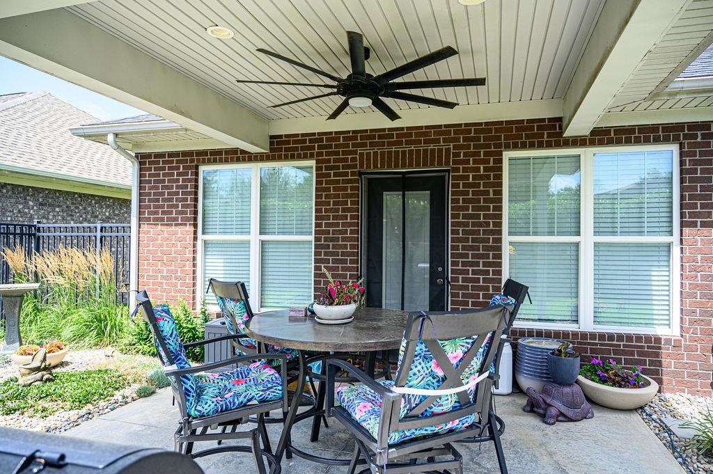 5442 Park Haven Bend, Owensboro, Kentucky 42303, 4 Bedrooms Bedrooms, ,2 BathroomsBathrooms,Single Family Residence,For Sale,Park Haven Bend,95216