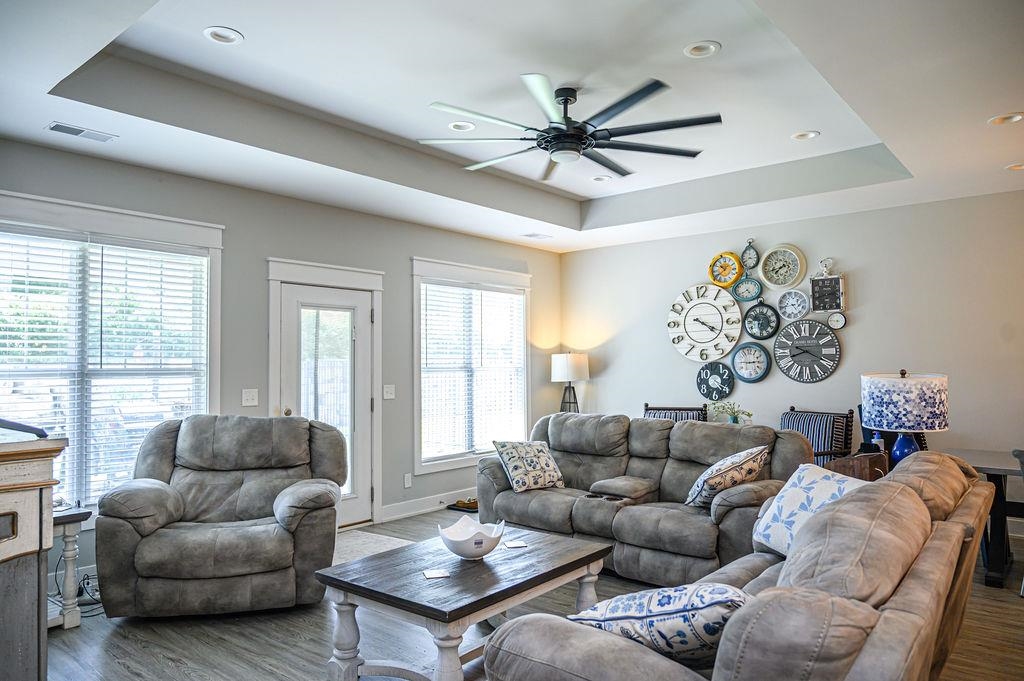 5442 Park Haven Bend, Owensboro, Kentucky 42303, 4 Bedrooms Bedrooms, ,2 BathroomsBathrooms,Single Family Residence,For Sale,Park Haven Bend,95216