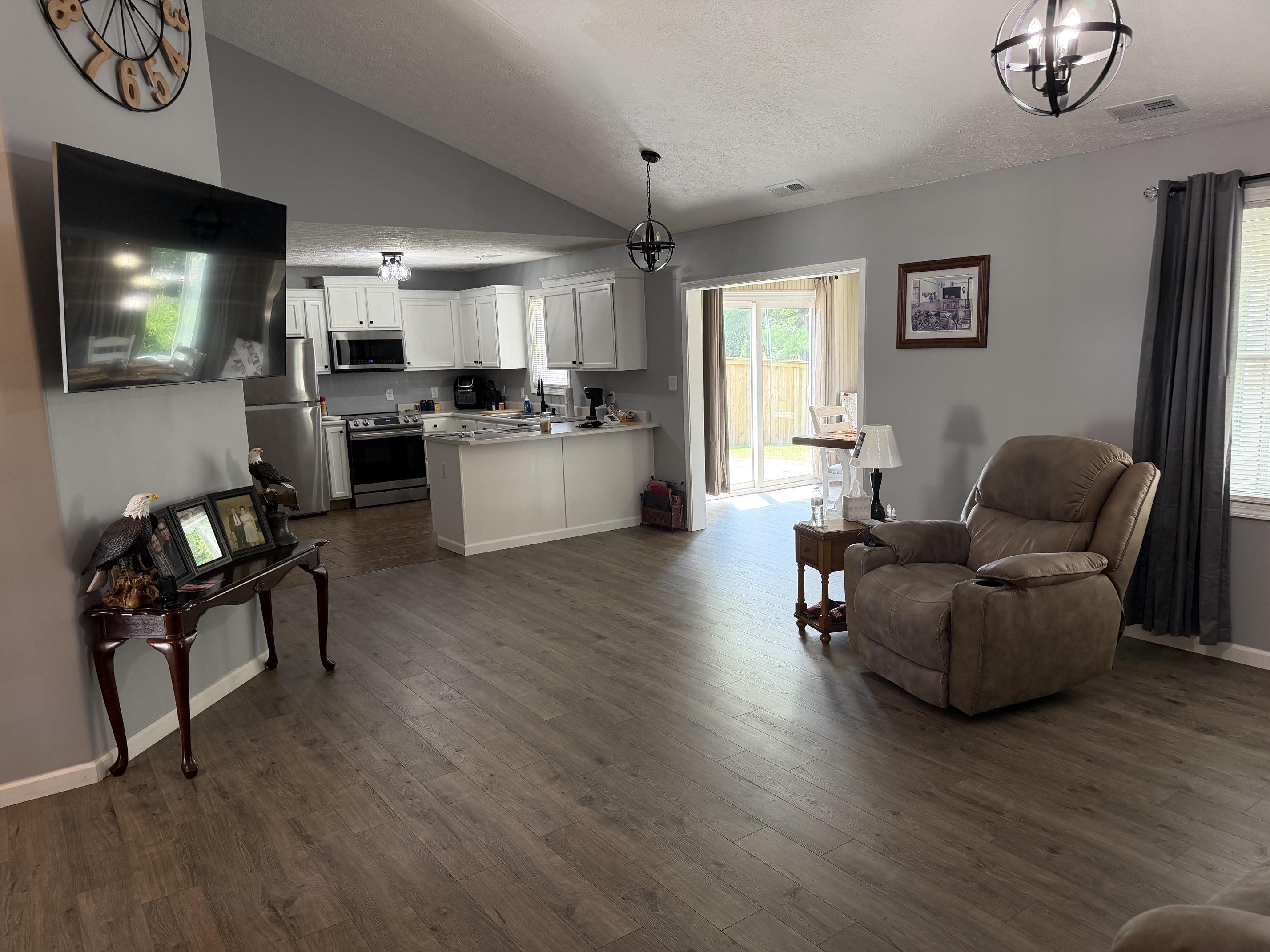 3938 Reliant Circle, Owensboro, Kentucky 42301, 3 Bedrooms Bedrooms, ,2 BathroomsBathrooms,Single Family Residence,For Sale,Reliant Circle,95222