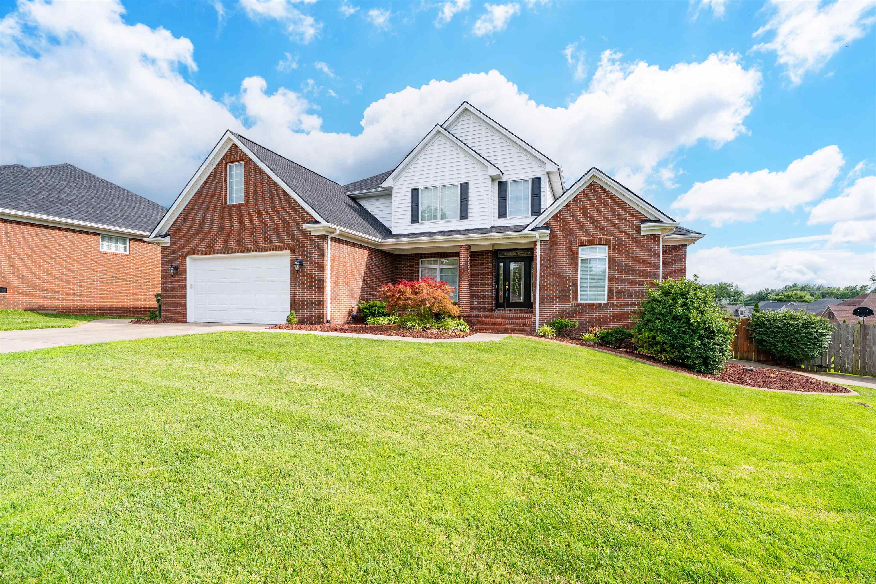 4540 Bridle Ridge Ct, Owensboro, Kentucky 42303, 4 Bedroom Bedrooms, ,3 BathroomBathrooms,Single Family Residence,For Sale,Bridle Ridge Ct,95235