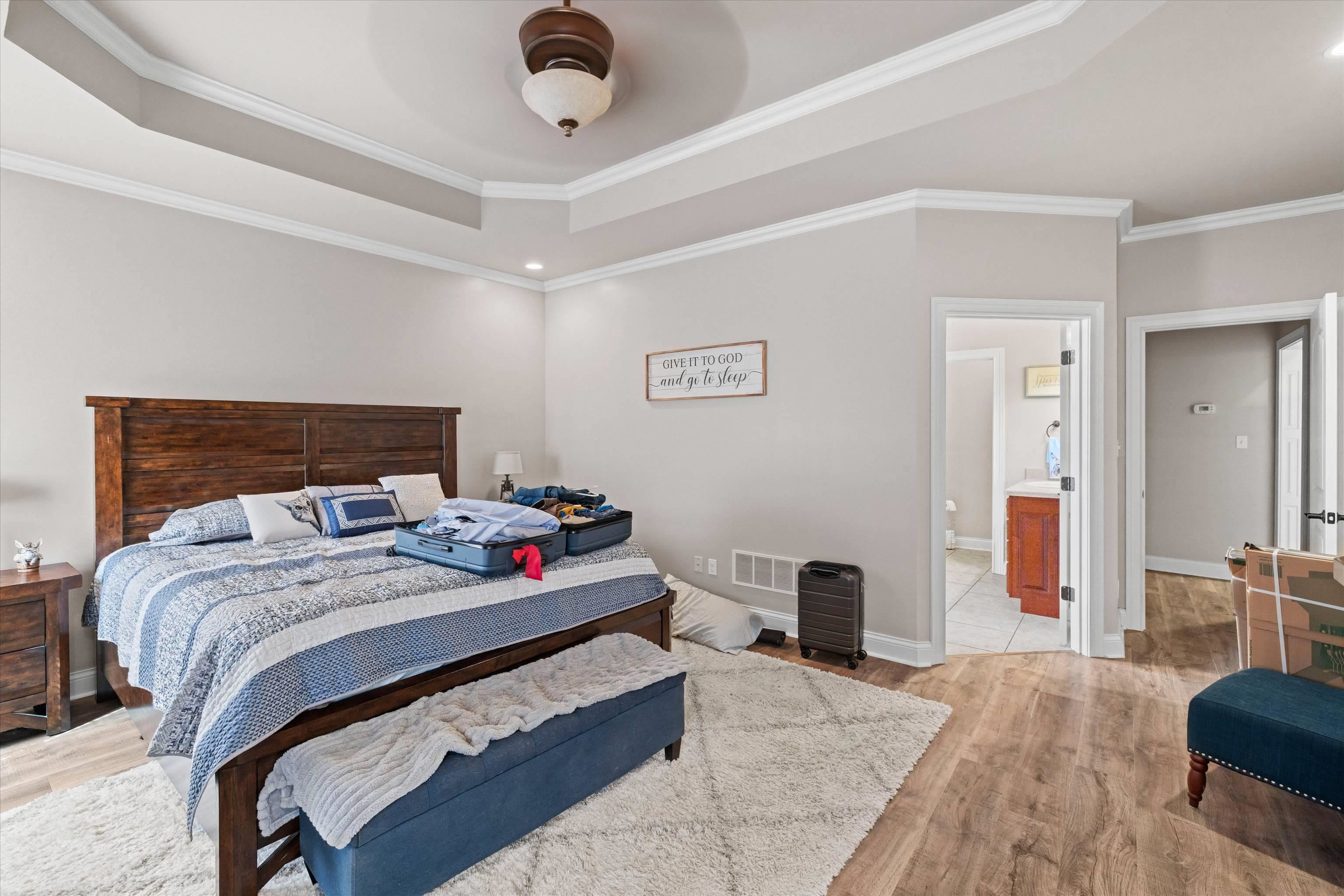 3130 Forest Edge Cove, Owensboro, Kentucky 42303, 4 Bedrooms Bedrooms, ,3 BathroomsBathrooms,Single Family Residence,For Sale,Forest Edge Cove,95260