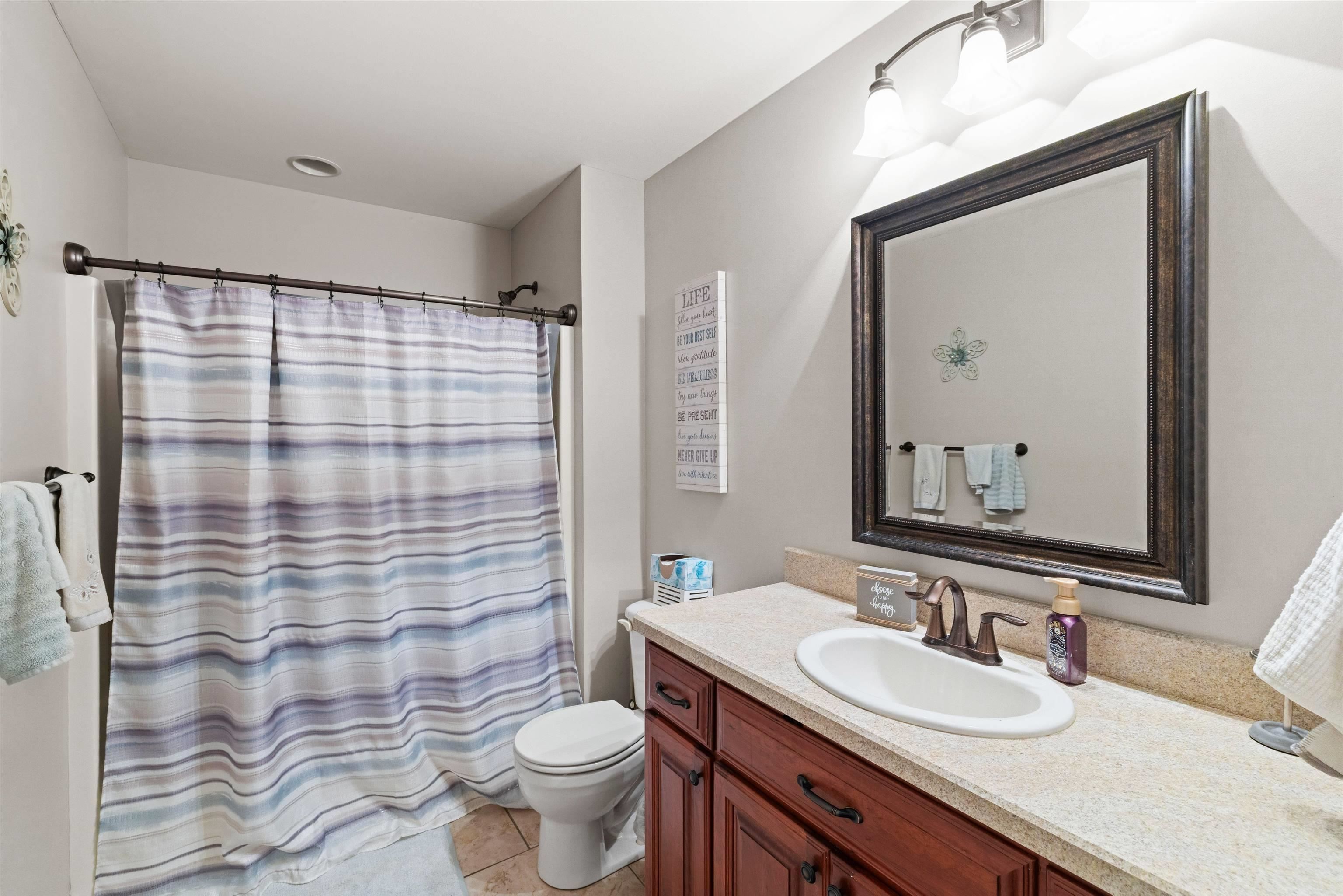 3130 Forest Edge Cove, Owensboro, Kentucky 42303, 4 Bedrooms Bedrooms, ,3 BathroomsBathrooms,Single Family Residence,For Sale,Forest Edge Cove,95260