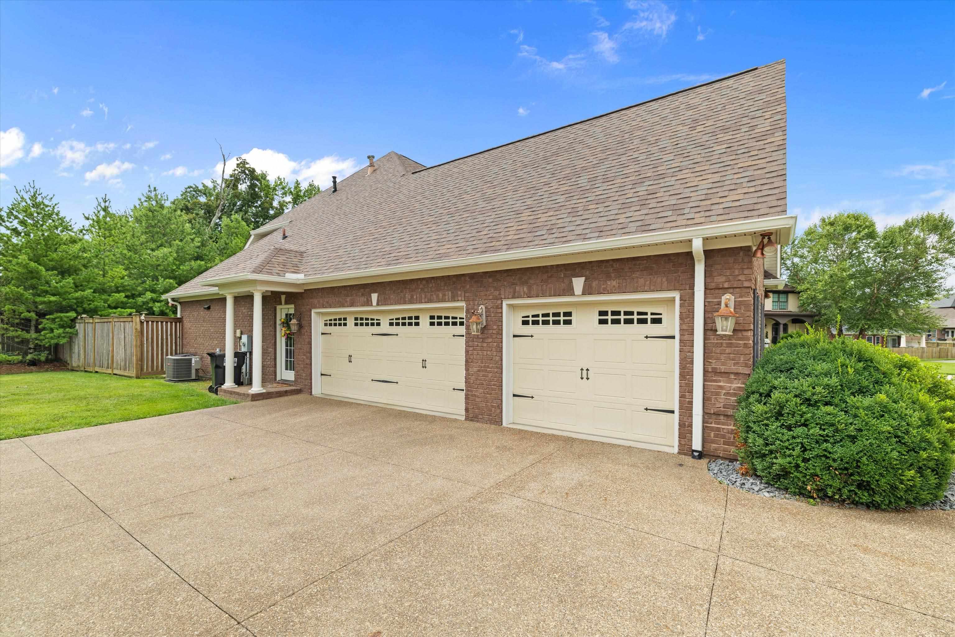 3130 Forest Edge Cove, Owensboro, Kentucky 42303, 4 Bedrooms Bedrooms, ,3 BathroomsBathrooms,Single Family Residence,For Sale,Forest Edge Cove,95260