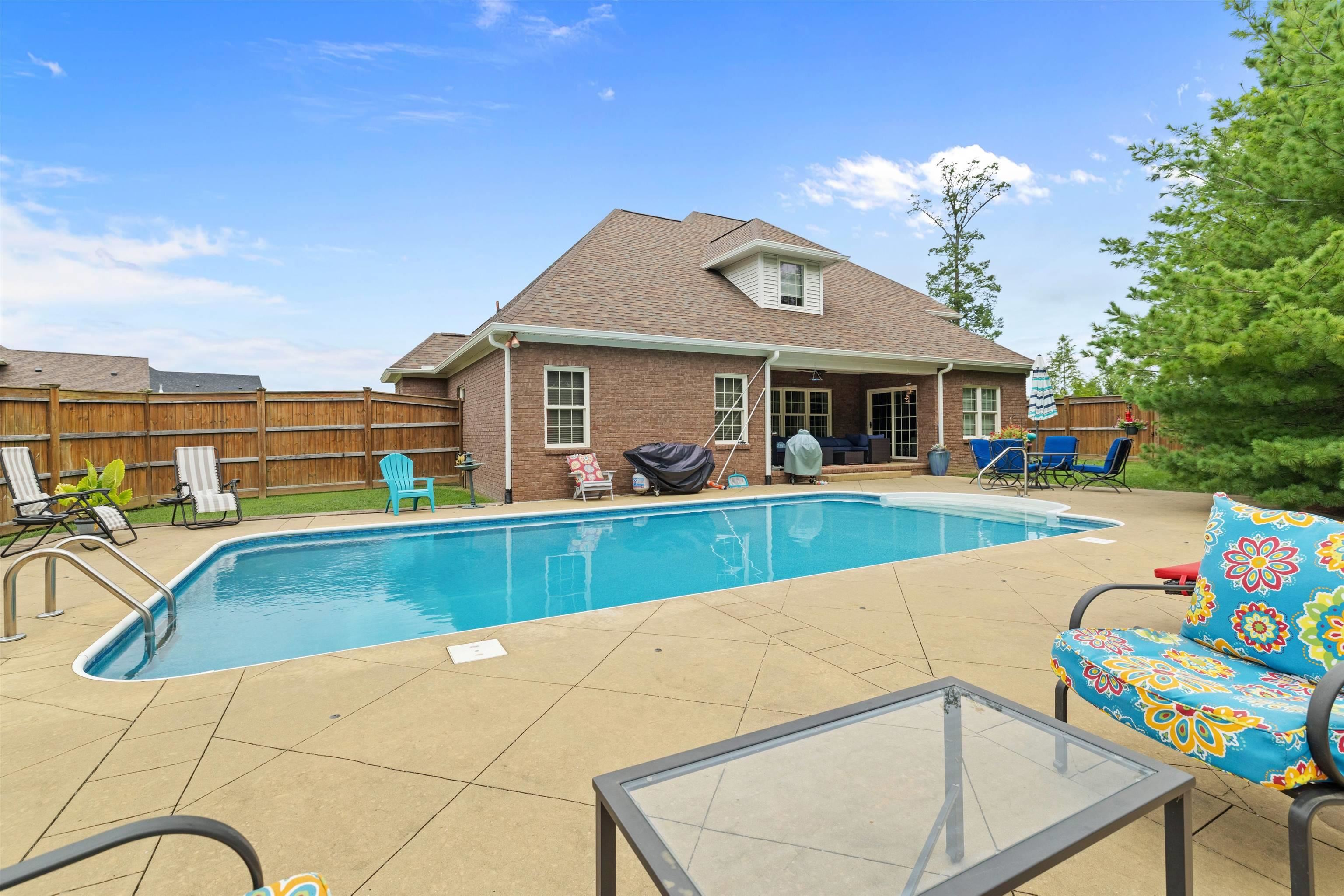 3130 Forest Edge Cove, Owensboro, Kentucky 42303, 4 Bedrooms Bedrooms, ,3 BathroomsBathrooms,Single Family Residence,For Sale,Forest Edge Cove,95260