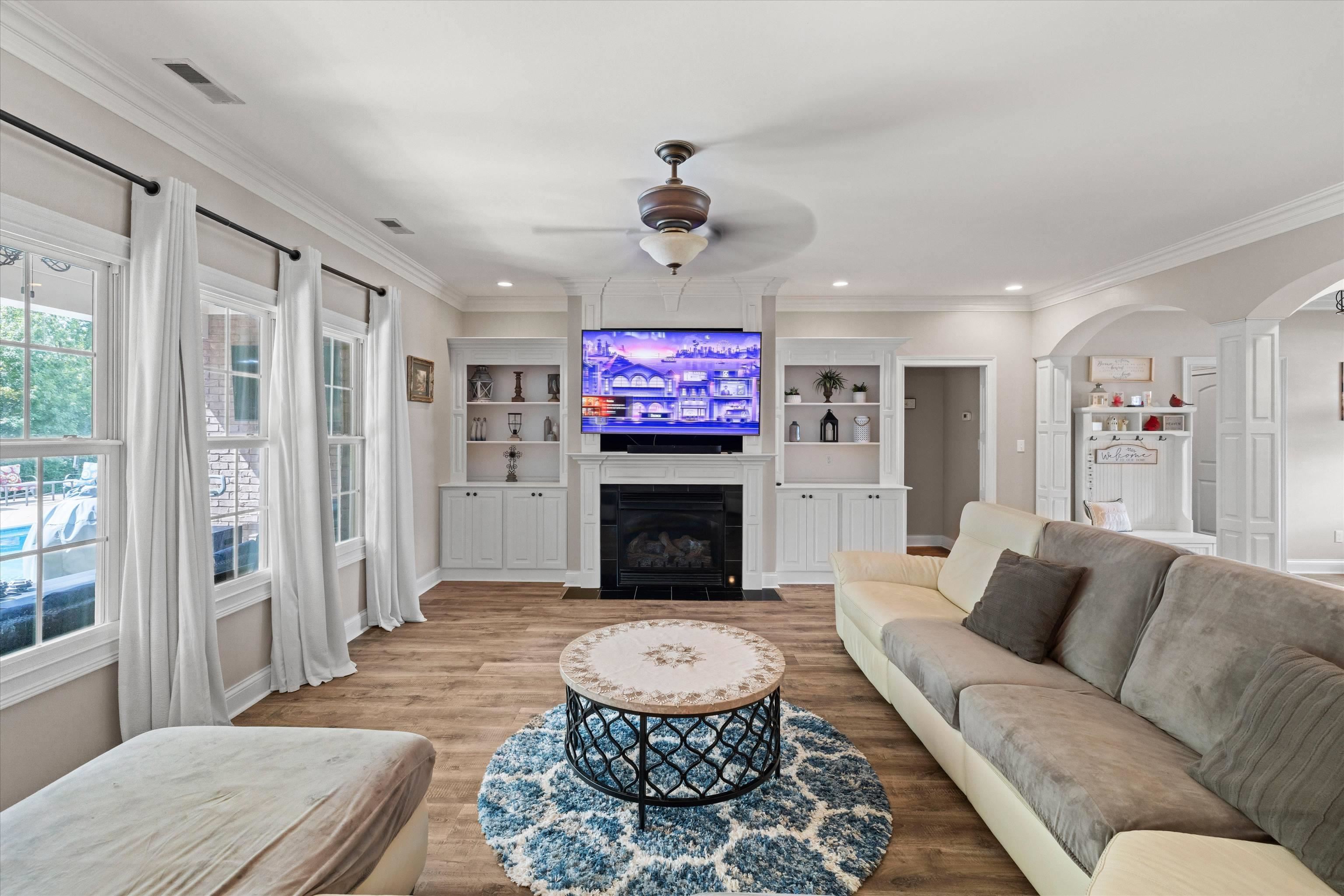 3130 Forest Edge Cove, Owensboro, Kentucky 42303, 4 Bedrooms Bedrooms, ,3 BathroomsBathrooms,Single Family Residence,For Sale,Forest Edge Cove,95260