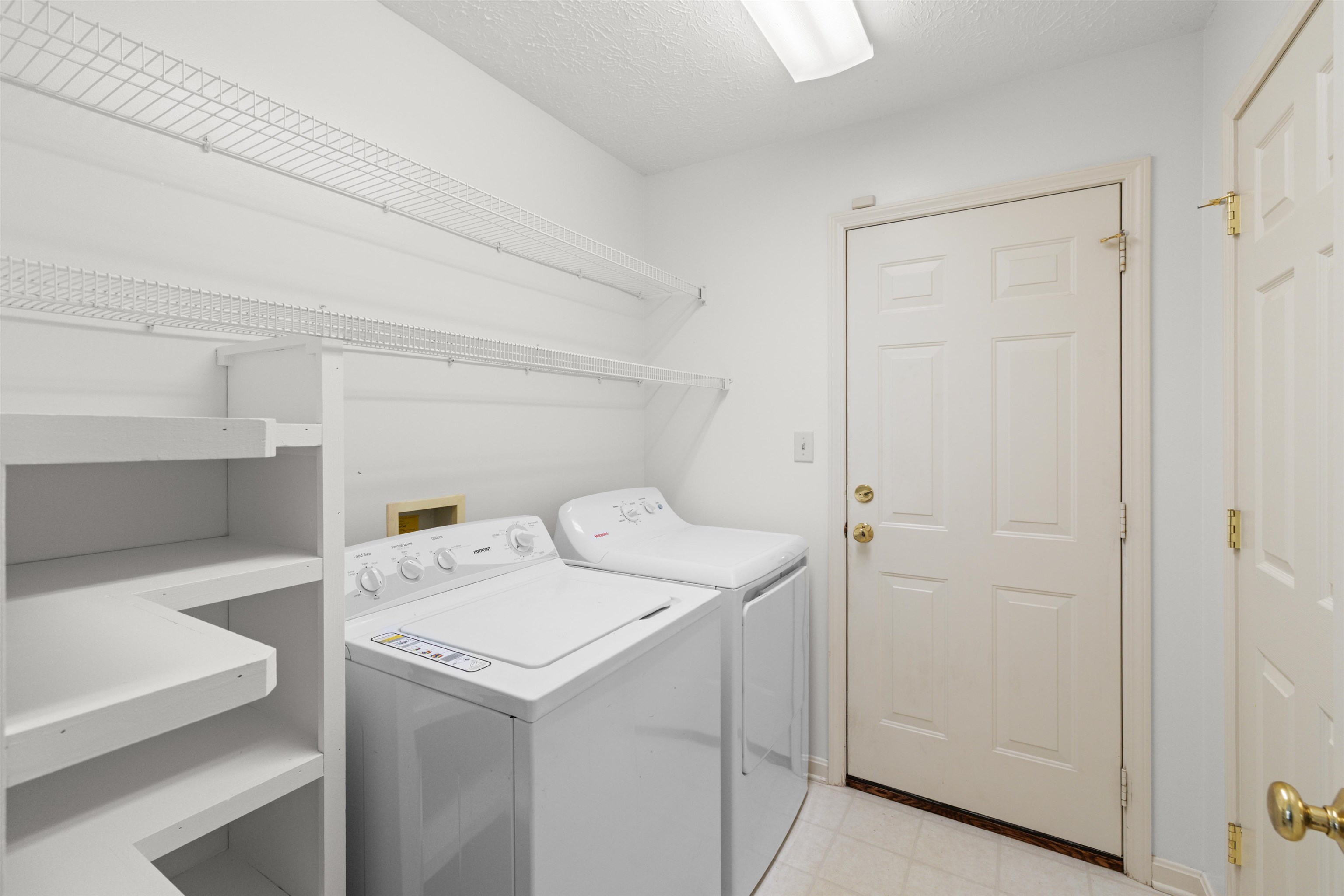 2900 Paddock Place, Owensboro, Kentucky 42301, 2 Bedrooms Bedrooms, ,2 BathroomsBathrooms,Single Family Residence,For Sale,Paddock Place,95265